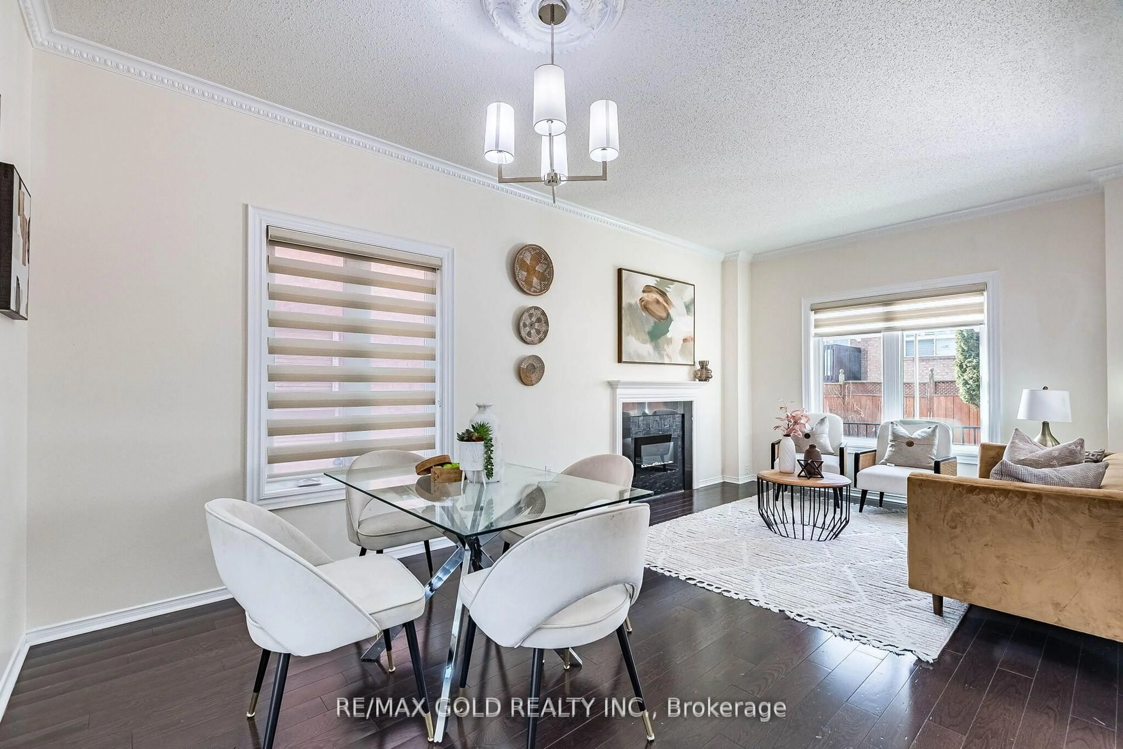 Dining room, unknown for 26 Waterdale Rd, Brampton Ontario L7A 1S3