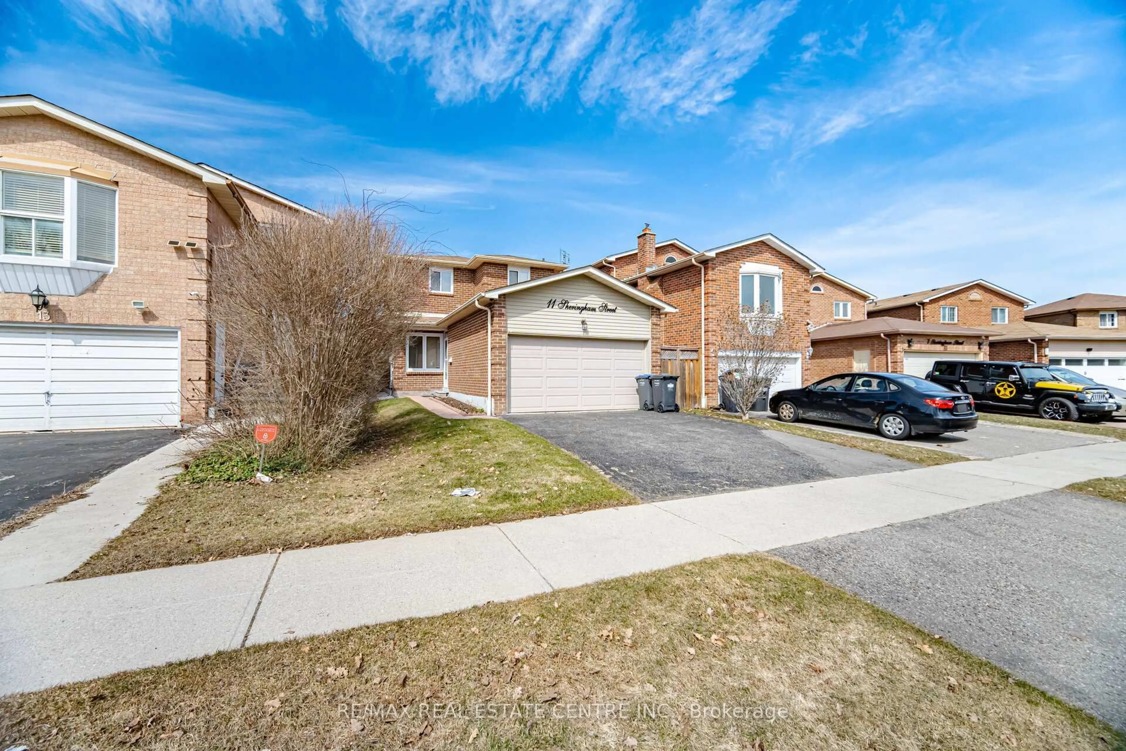 A pic from outside/outdoor area/front of a property/back of a property/a pic from drone, street for 11 Sheringham St, Brampton Ontario L6Z 2P5