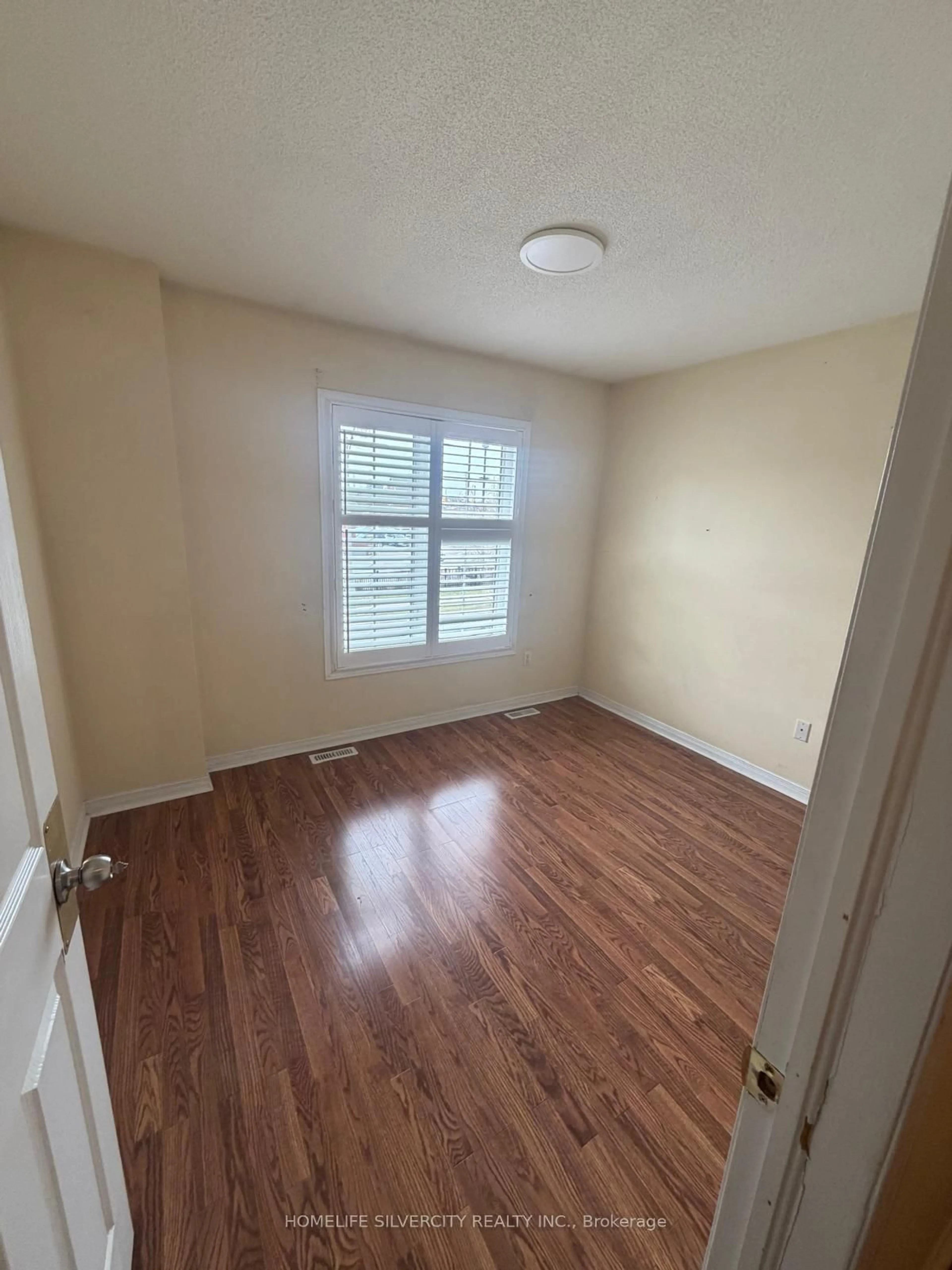 A pic of a room for 66 Kilrea Way, Brampton Ontario L6X 0R1