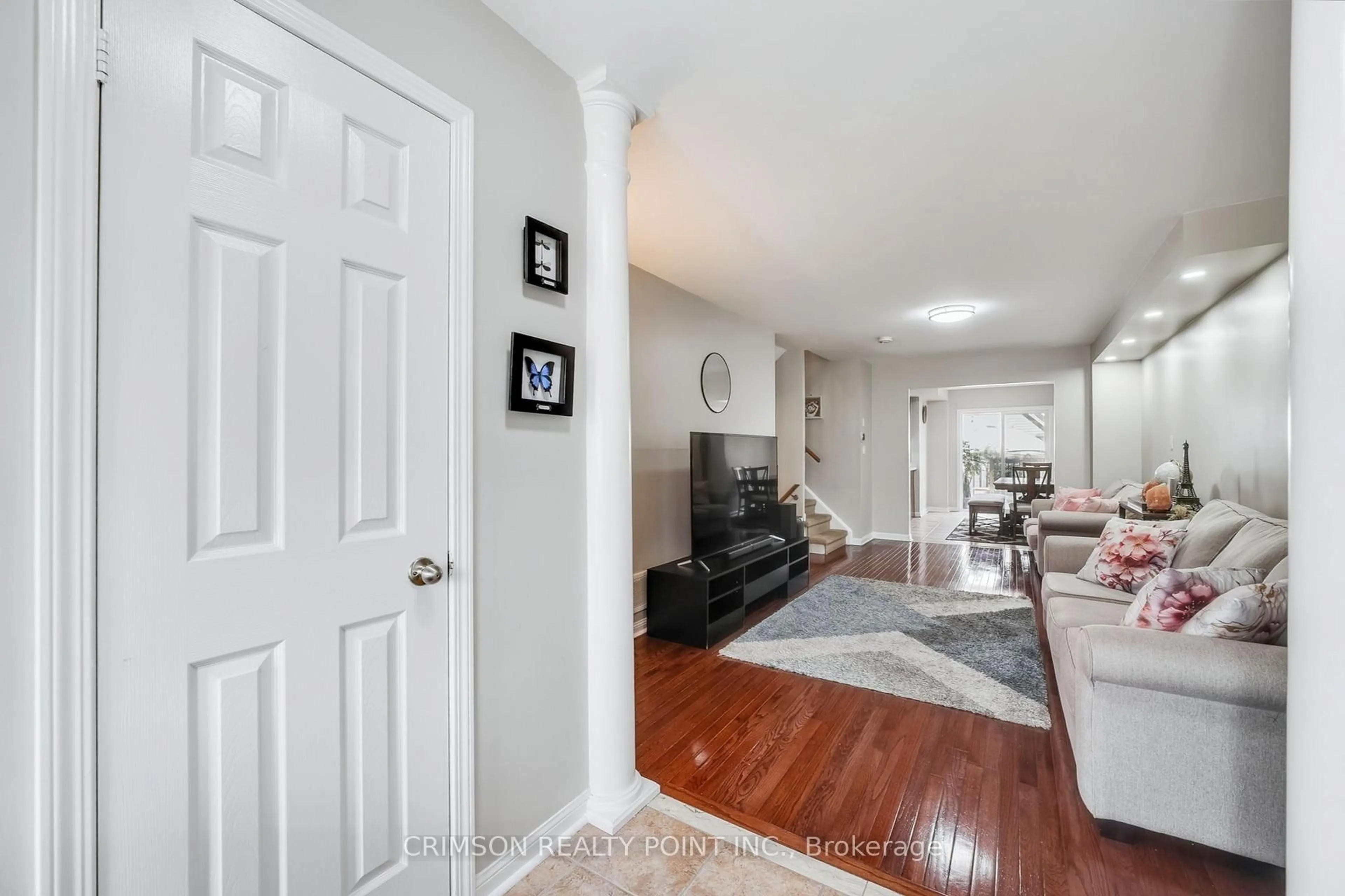 Indoor entryway for 113 Panton Tr, Milton Ontario L9T 6K2