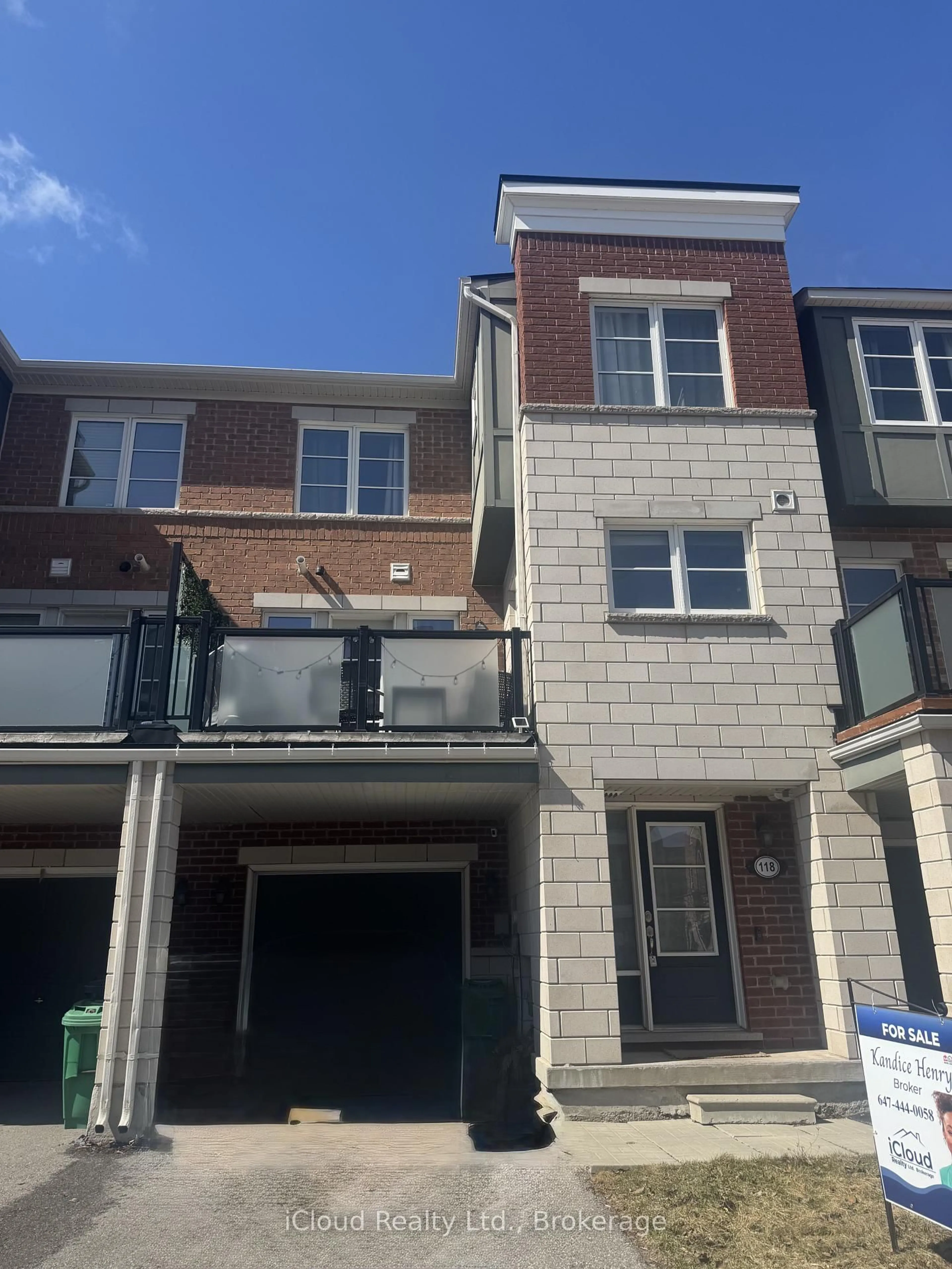 Home with brick exterior material, street for 118 Baycliffe Cres, Brampton Ontario L7A 3Z4