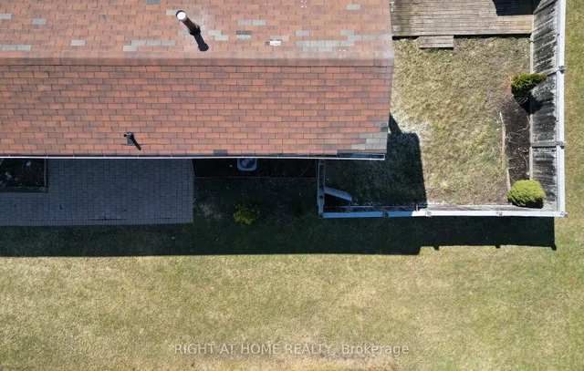 270 Town House Cres, Brampton 5