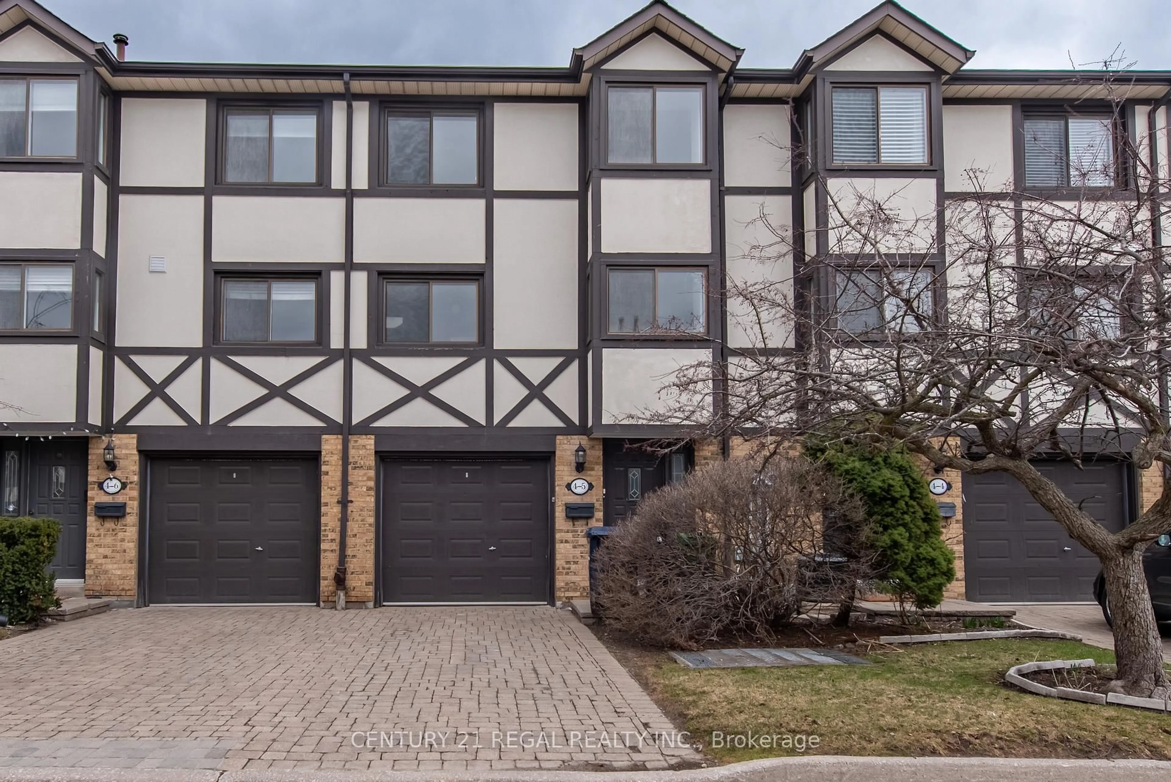 Unknown for 4 Bradbrook Rd #5, Toronto Ontario M8Z 5V3