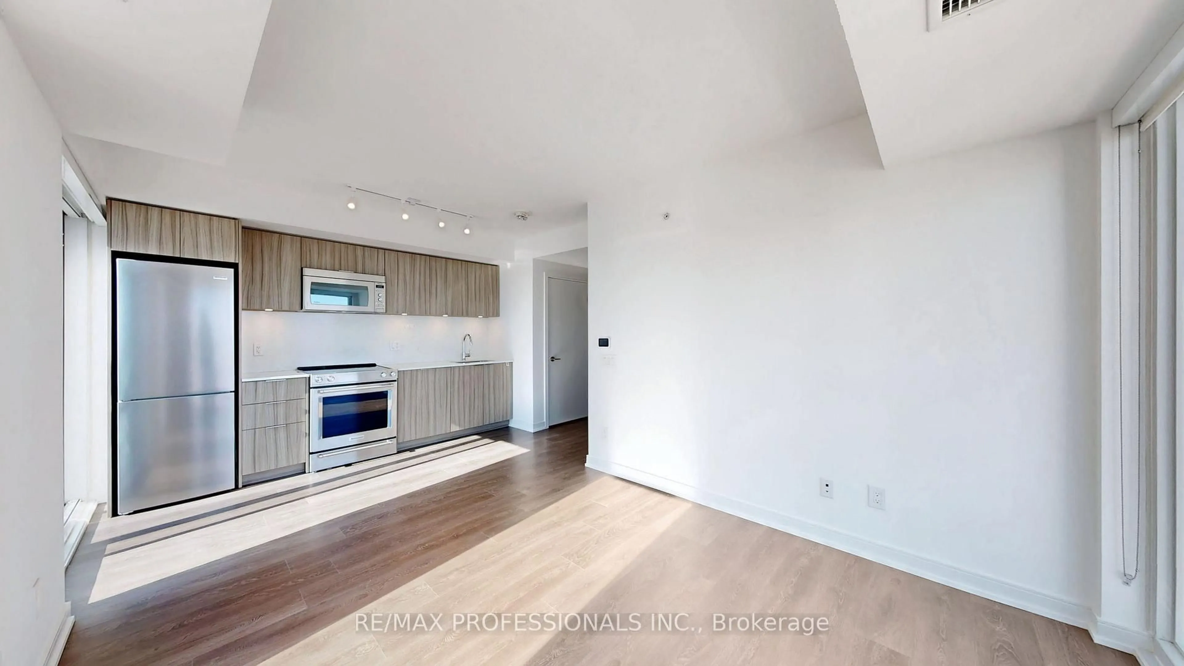 Unknown for 30 Samuel Wood Way #2410, Toronto Ontario M9B 0C9