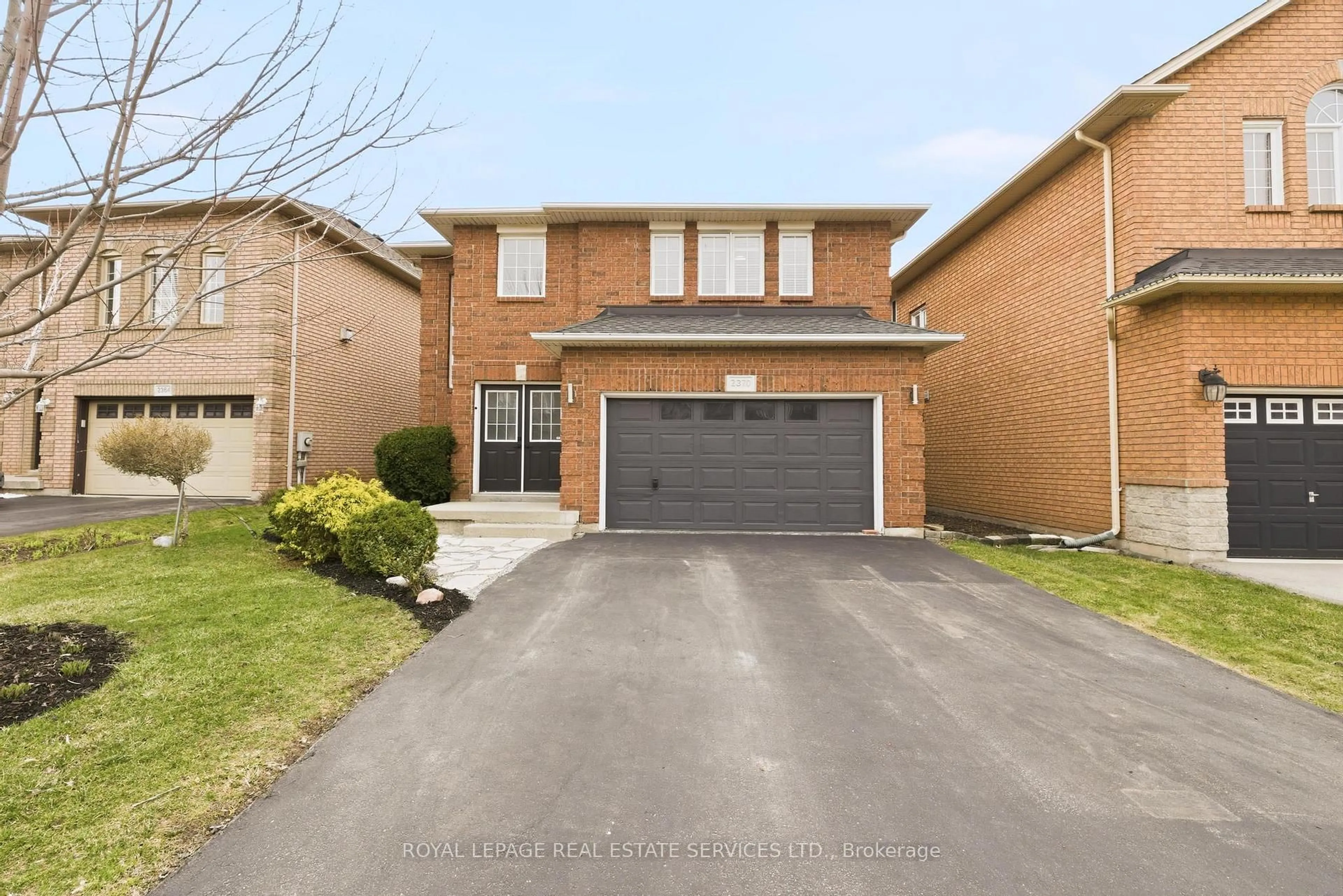 Home with brick exterior material, street for 2370 Stillmeadow Rd, Oakville Ontario L6M 4C8