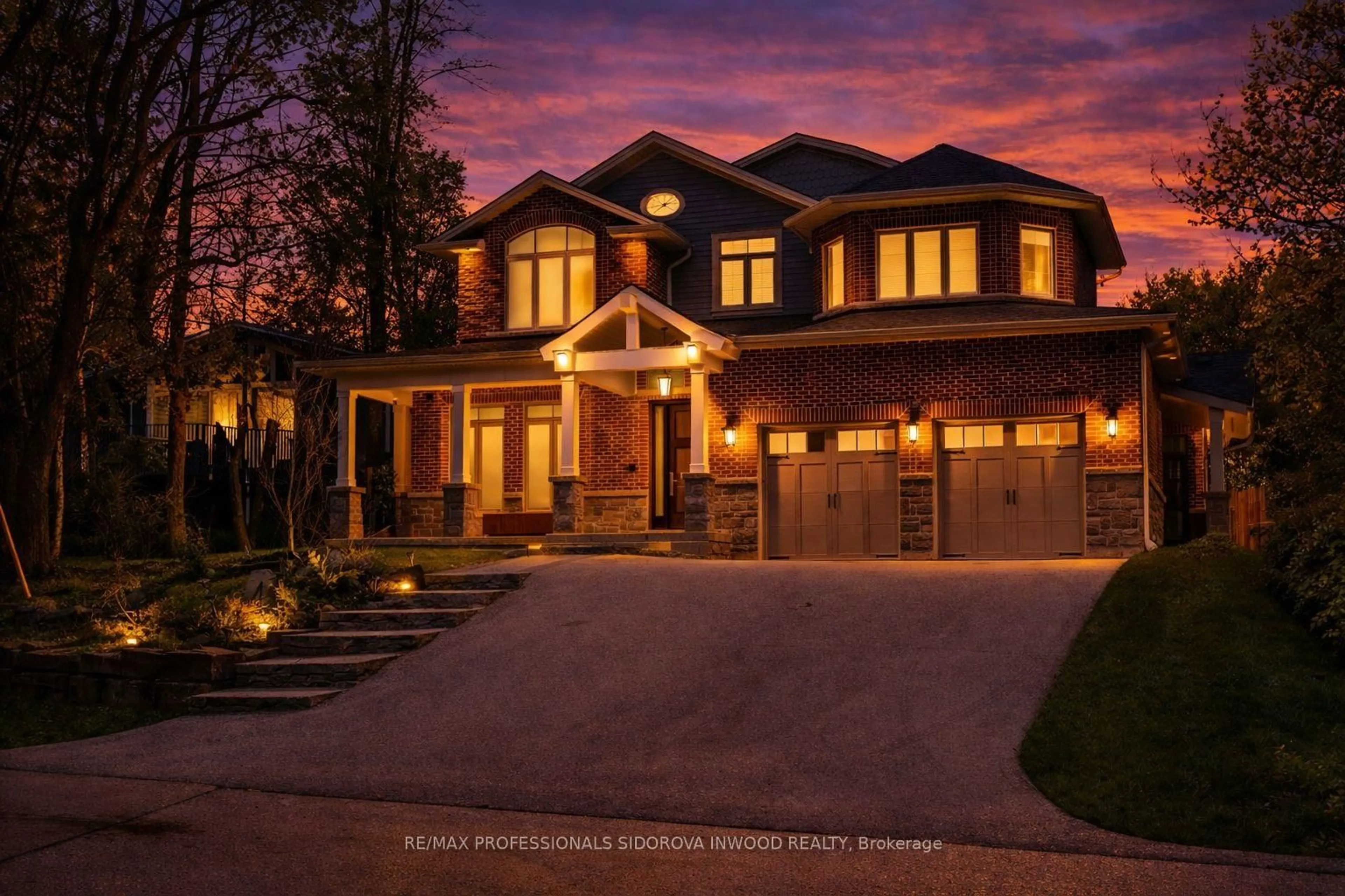 Home with brick exterior material, street for 4 Tanglewood Terr, Toronto Ontario M8Y 3P1