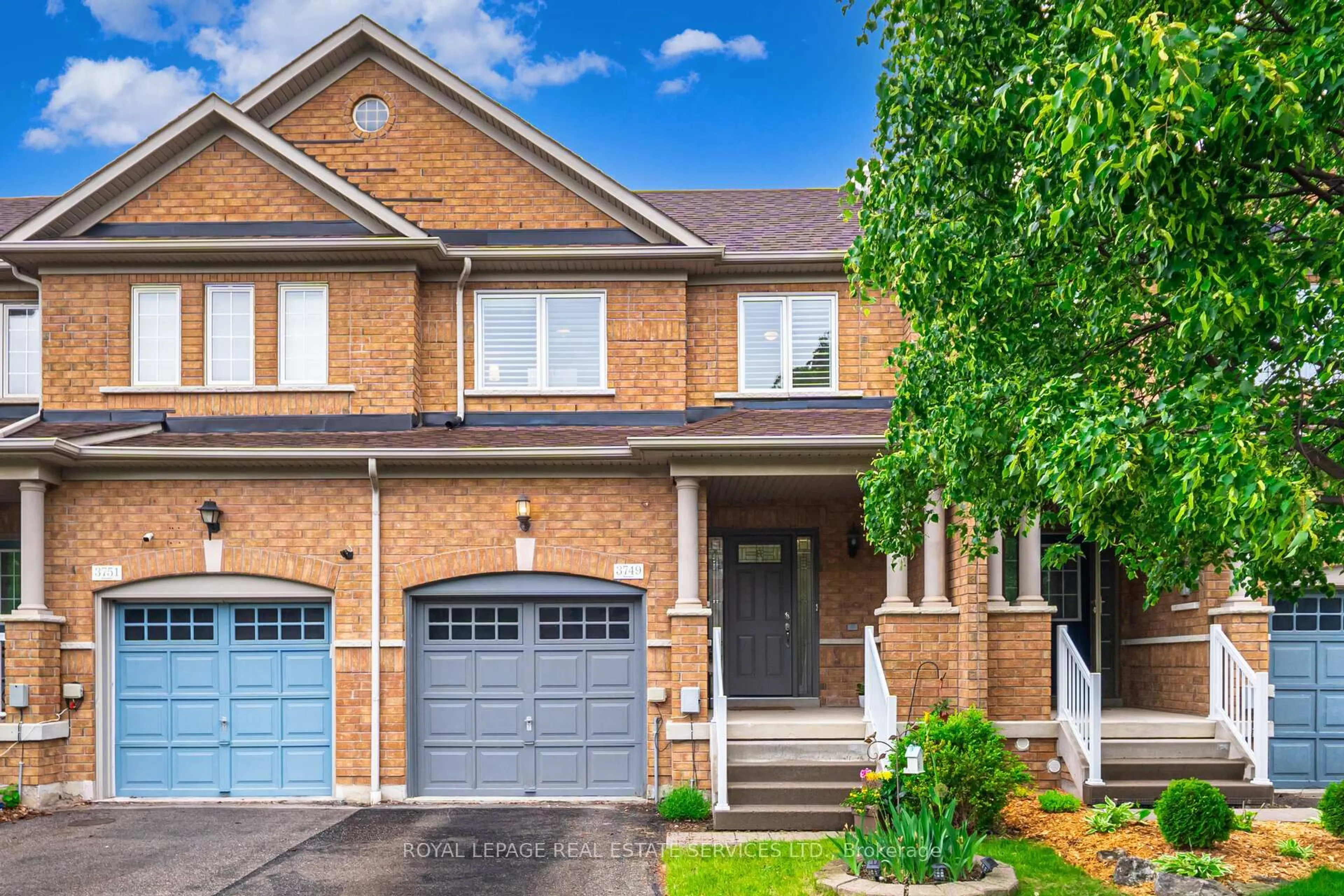 Home with brick exterior material, street for 3749 Nightstar Dr, Mississauga Ontario L5M 8A5