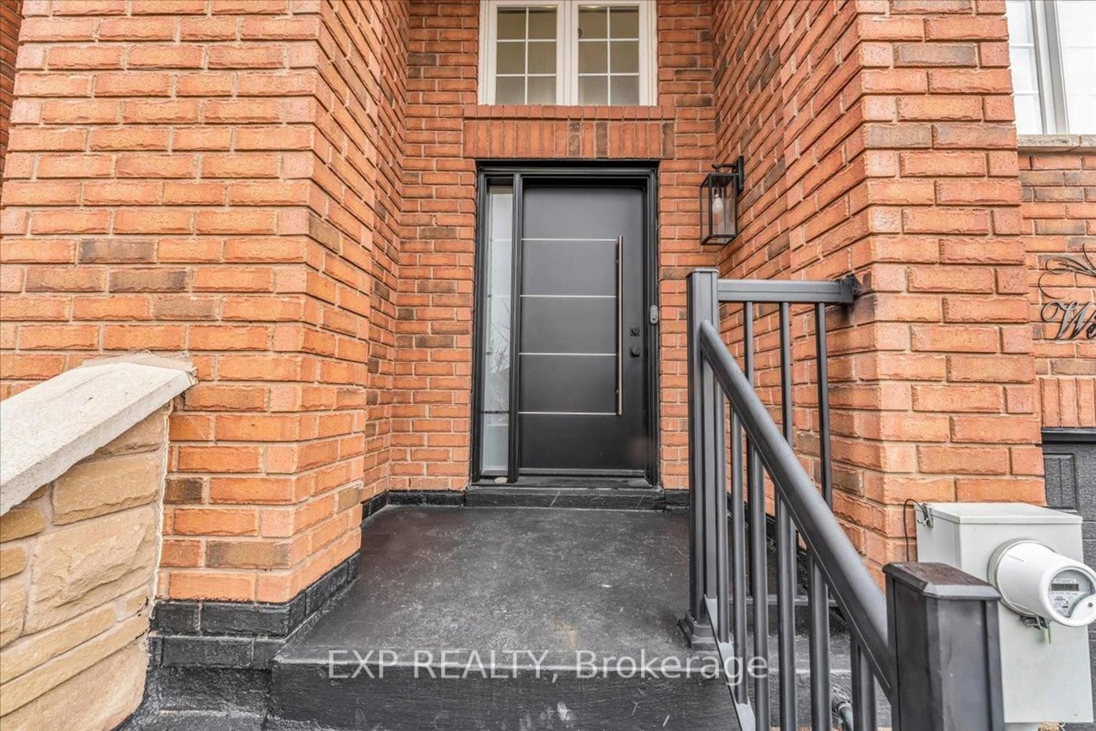 Indoor entryway for 97 Winners Circ, Brampton Ontario L7A 1M2