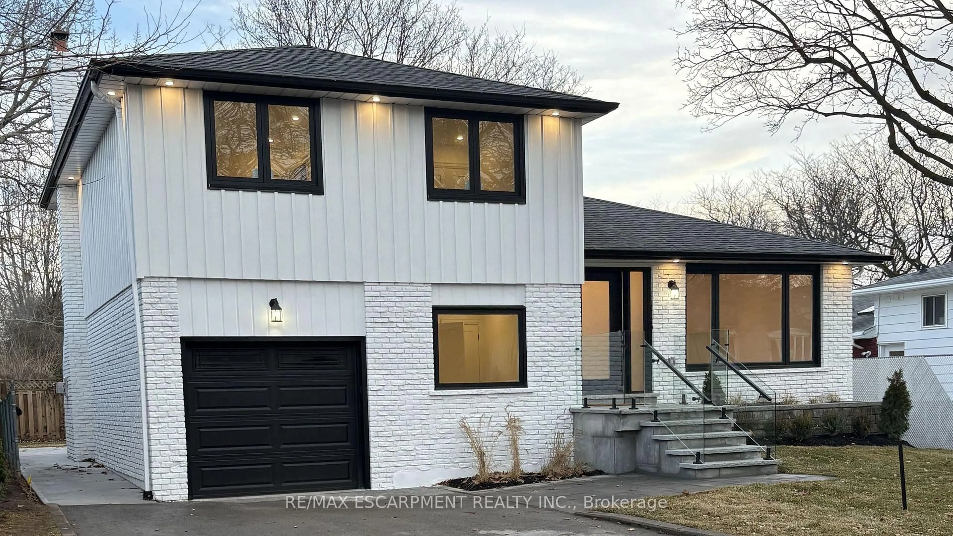 Home with brick exterior material, street for 2276 Wyandotte Dr, Oakville Ontario L6L 2T5