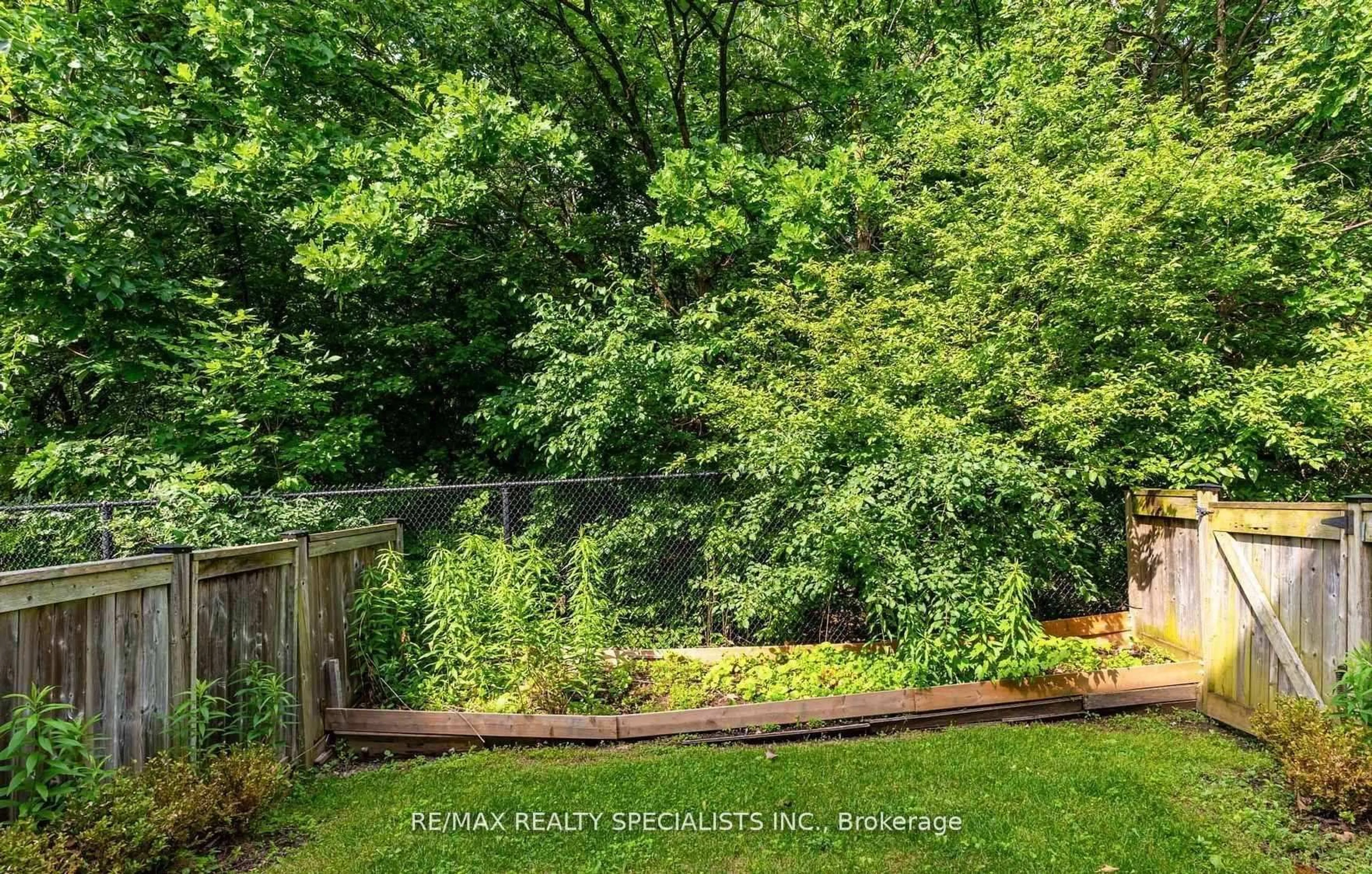 Unknown for 3950 Erin Centre Blvd #70, Mississauga Ontario L5M 0A5