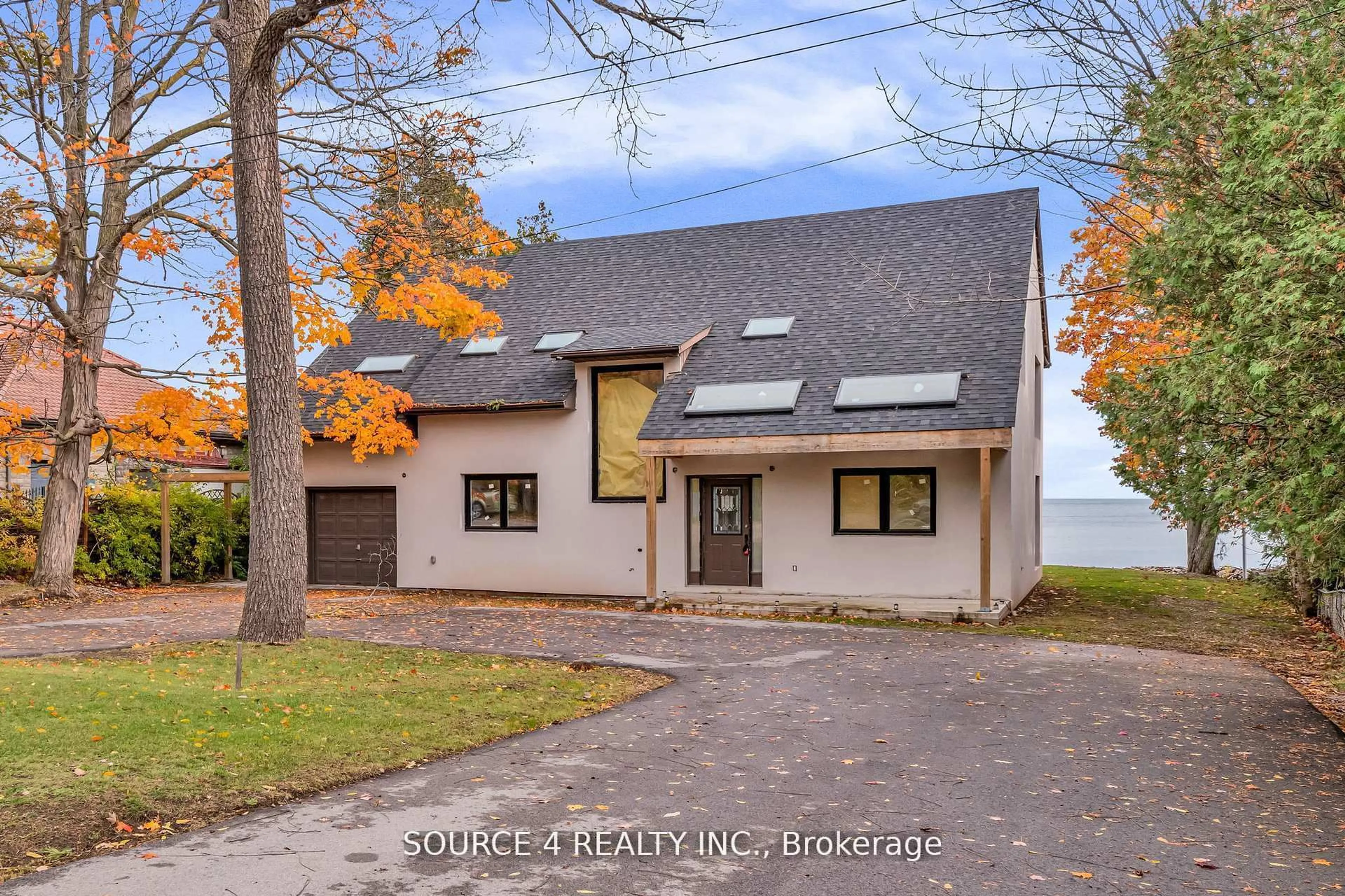 Unknown for 1376 Lakeshore Rd, Oakville Ontario L6L 1G2