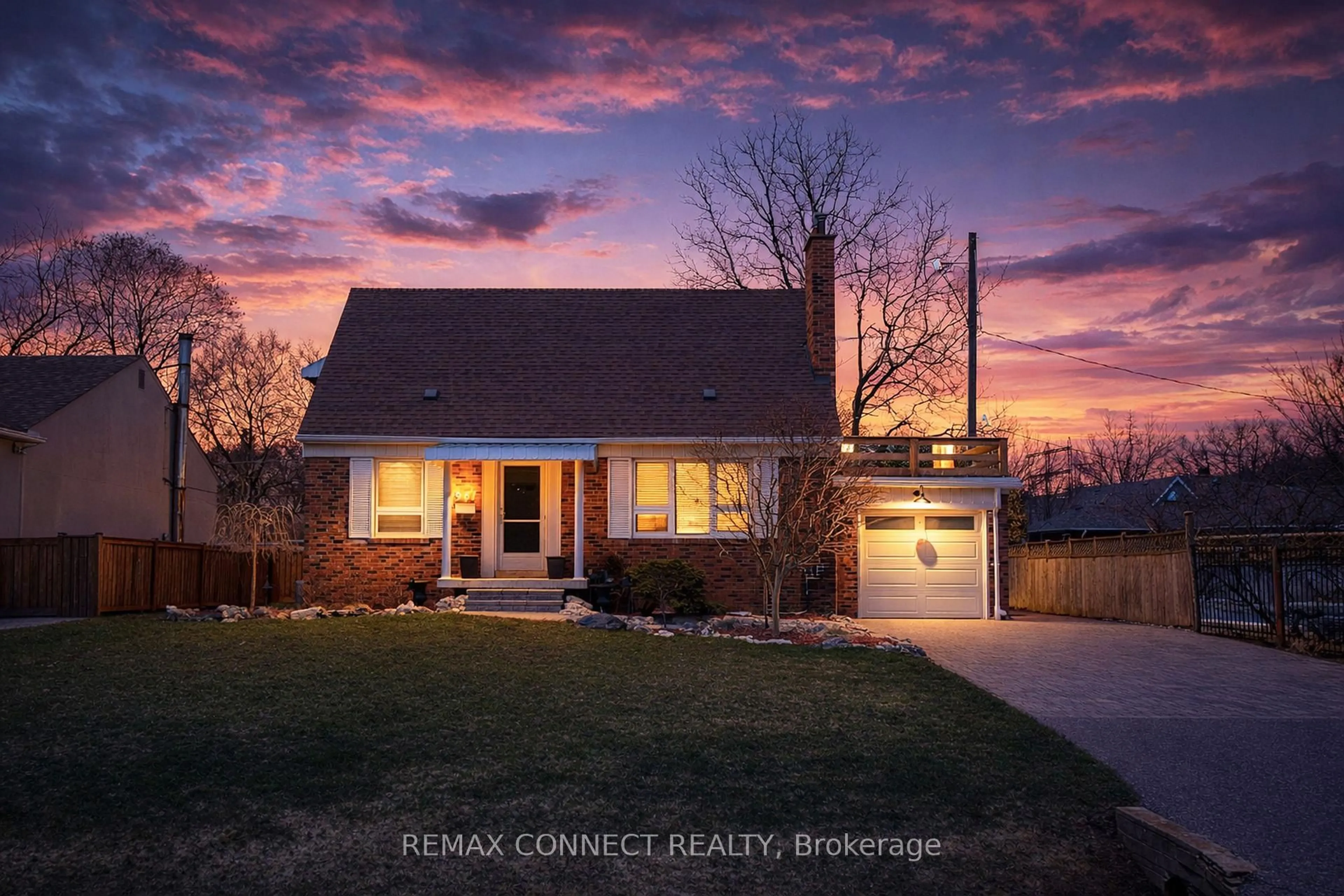 Home with brick exterior material, street for 961 Ribston Rd, Mississauga Ontario L4Y 1B5