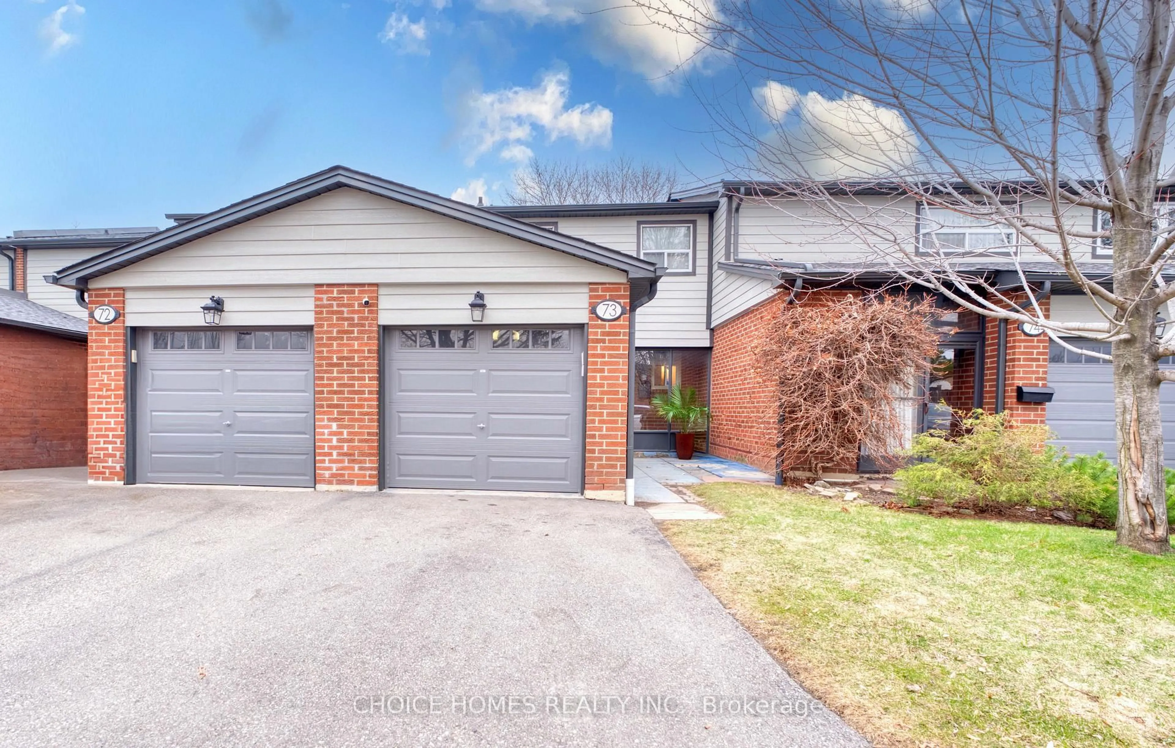 Home with brick exterior material, street for 525 Meadows Blvd #73, Mississauga Ontario L4Z 1H2