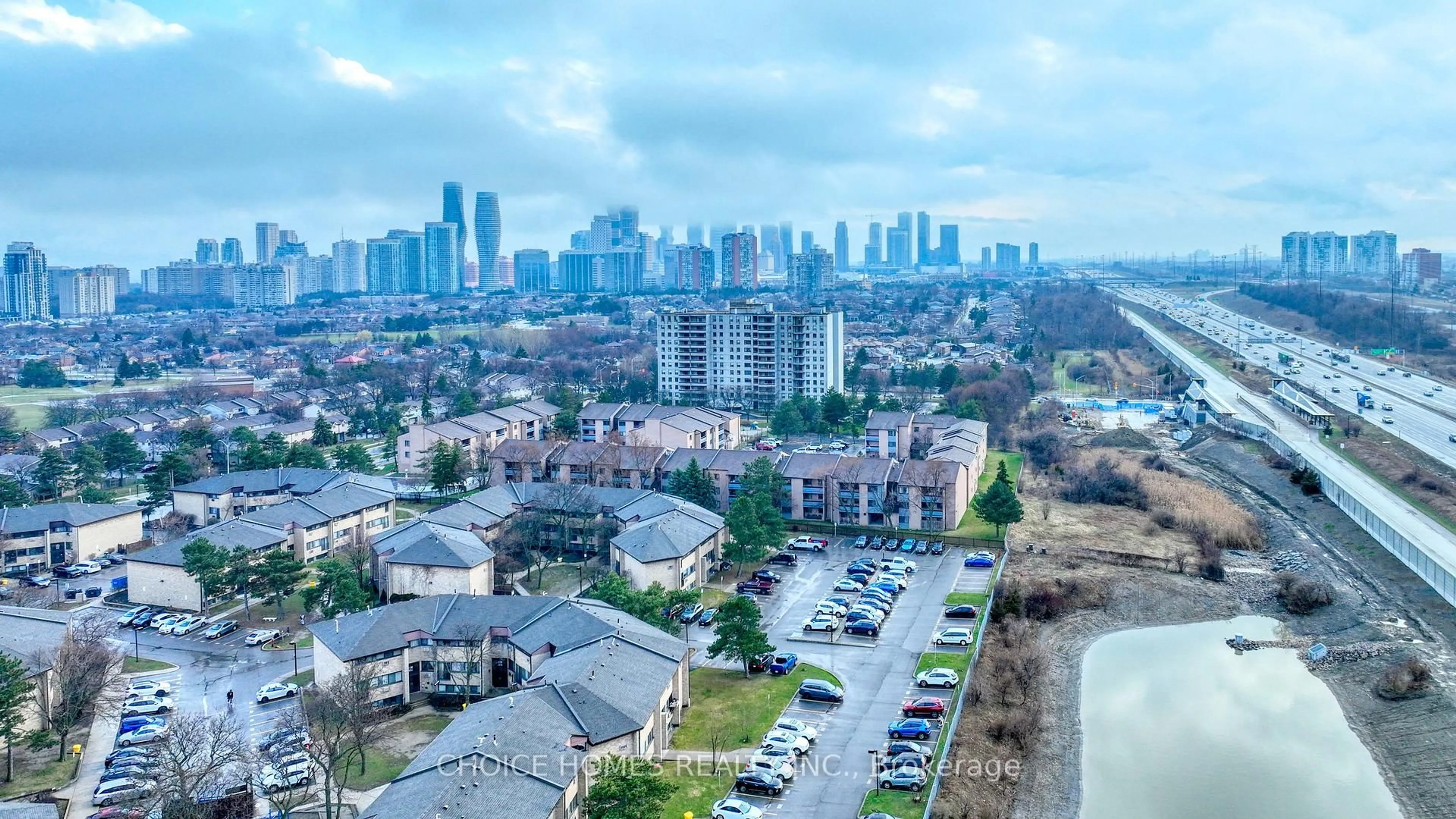 A pic from outside/outdoor area/front of a property/back of a property/a pic from drone, city buildings view from balcony for 525 Meadows Blvd #73, Mississauga Ontario L4Z 1H2