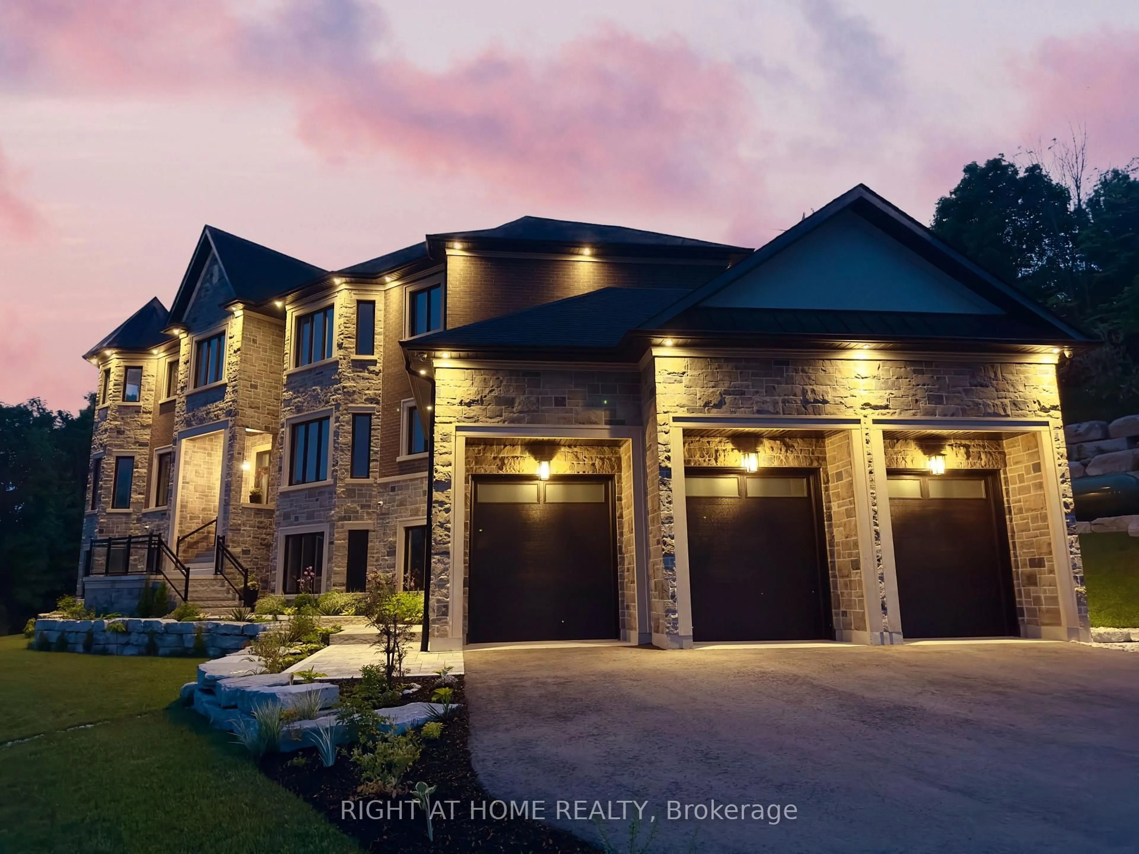 Home with brick exterior material, unknown for 16158 Mount Pleasant Rd, Caledon Ontario L7E 3M6