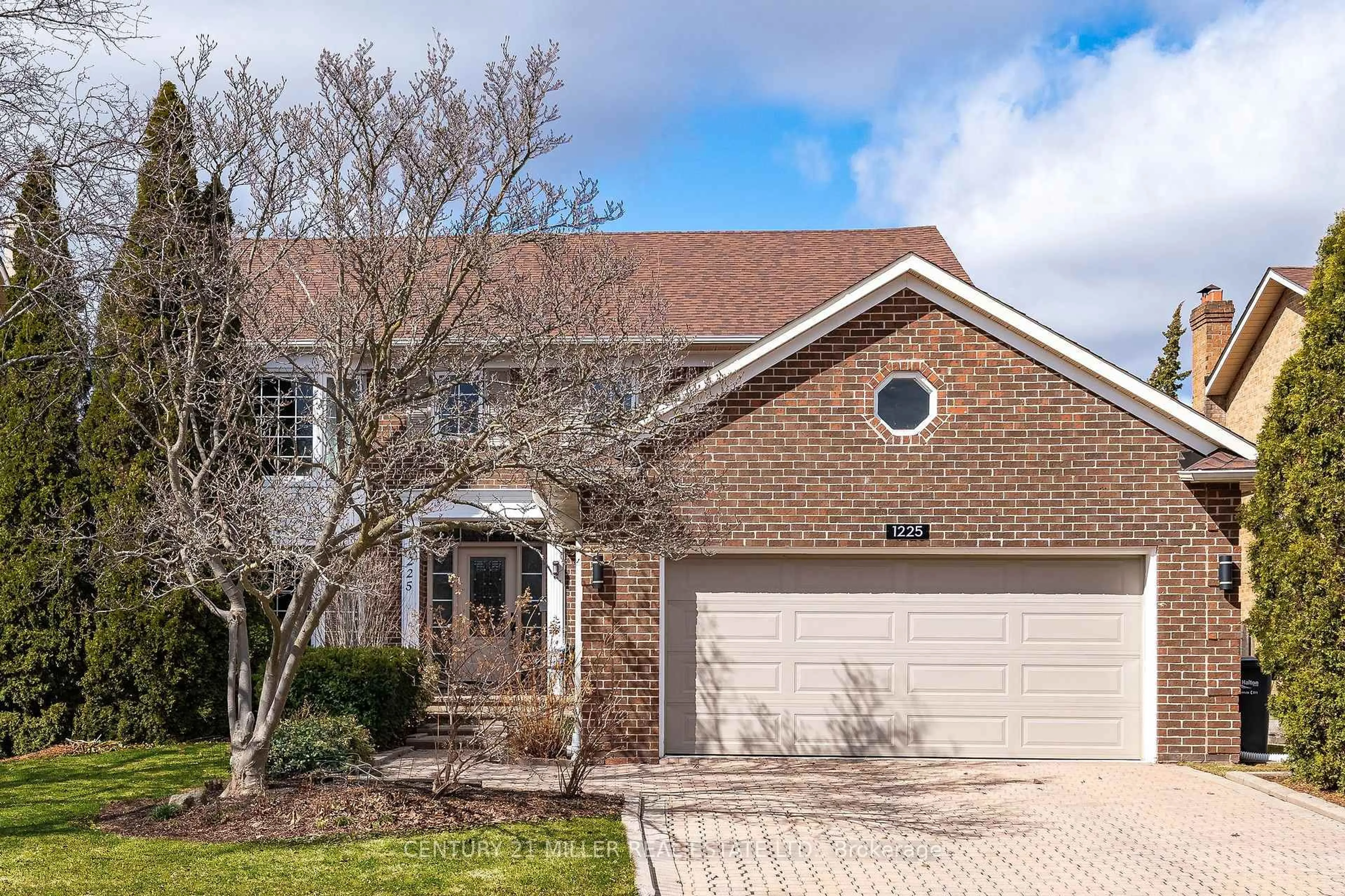 Home with brick exterior material, street for 1225 Old Post Dr, Oakville Ontario L6M 1A5