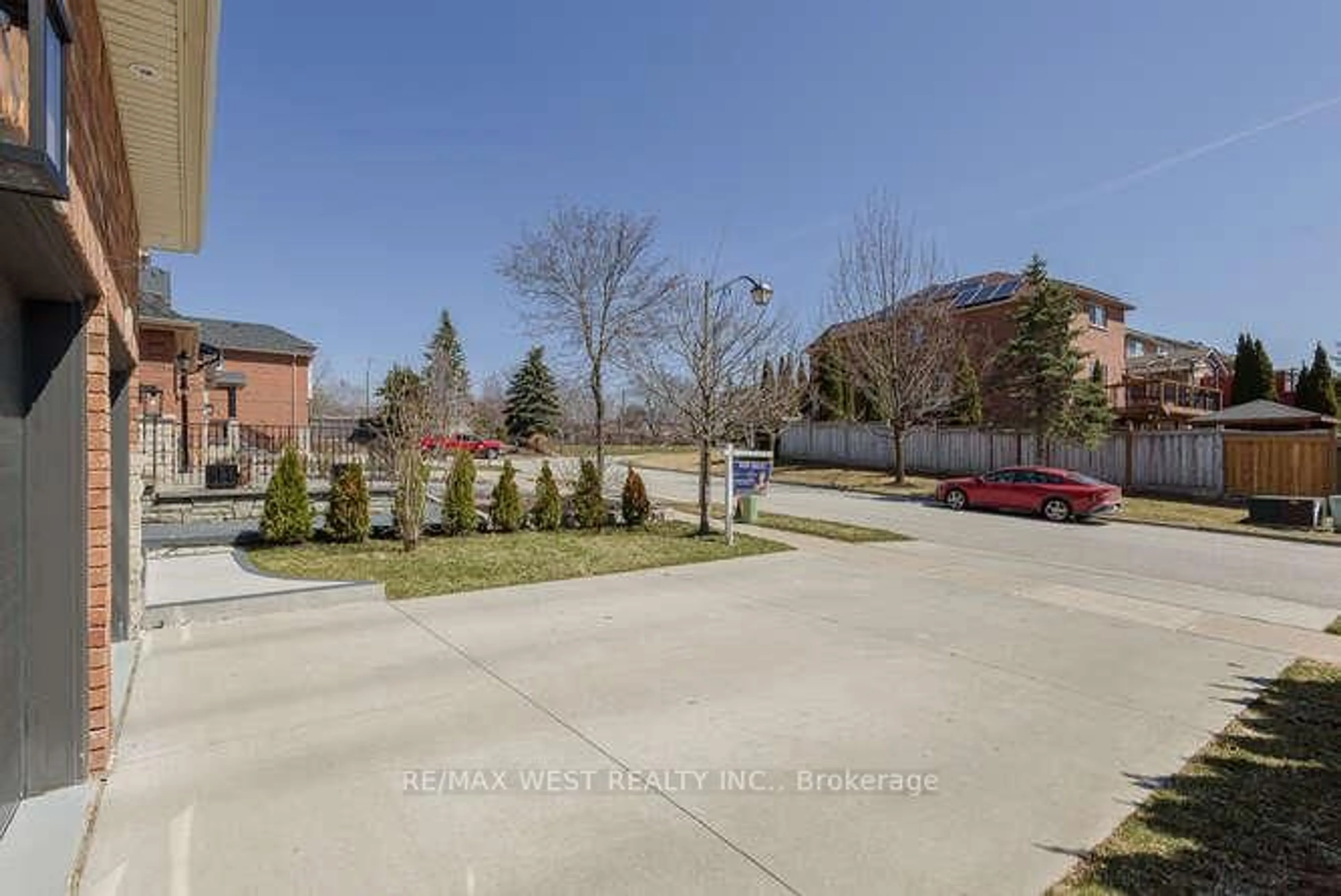 Unknown for 6 Gray Park Dr, Caledon Ontario L7E 2N3