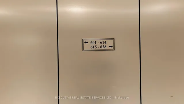 10 Gibbs Rd #624, Toronto 5