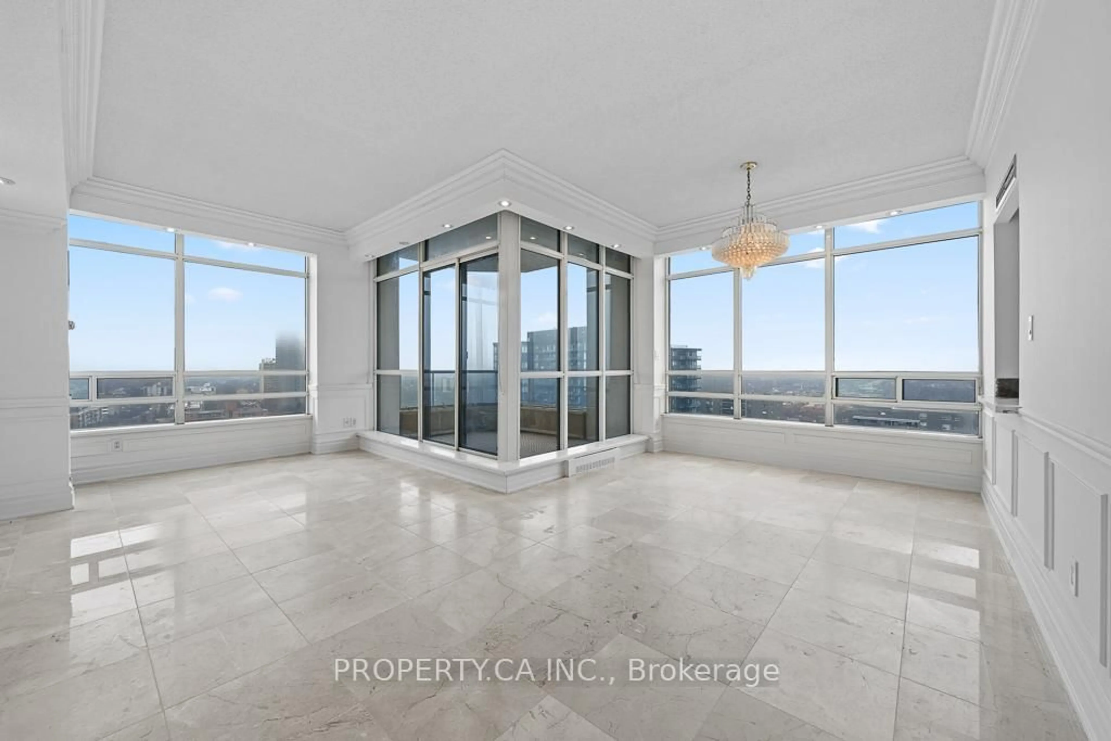 Unknown for 75 King St #PH11, Mississauga Ontario L5A 4G5