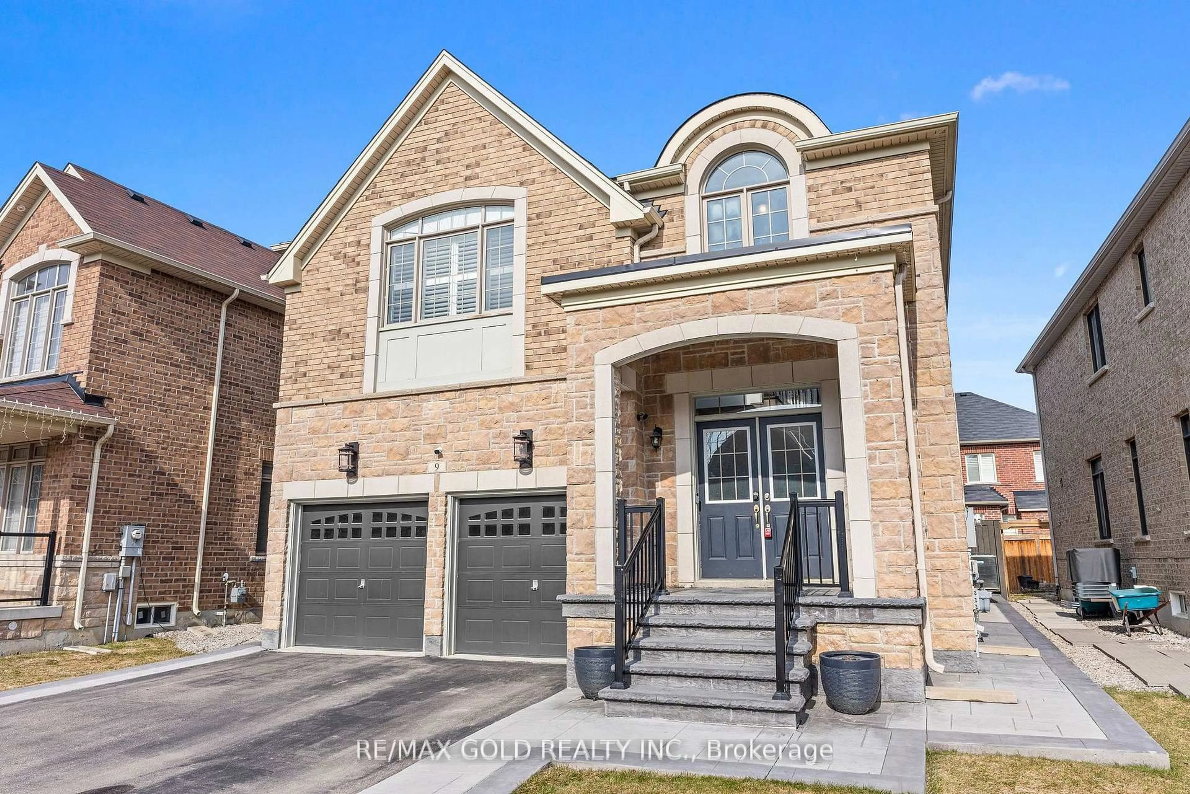Home with brick exterior material, street for 9 Fringetree Rd, Brampton Ontario L6R 0B6