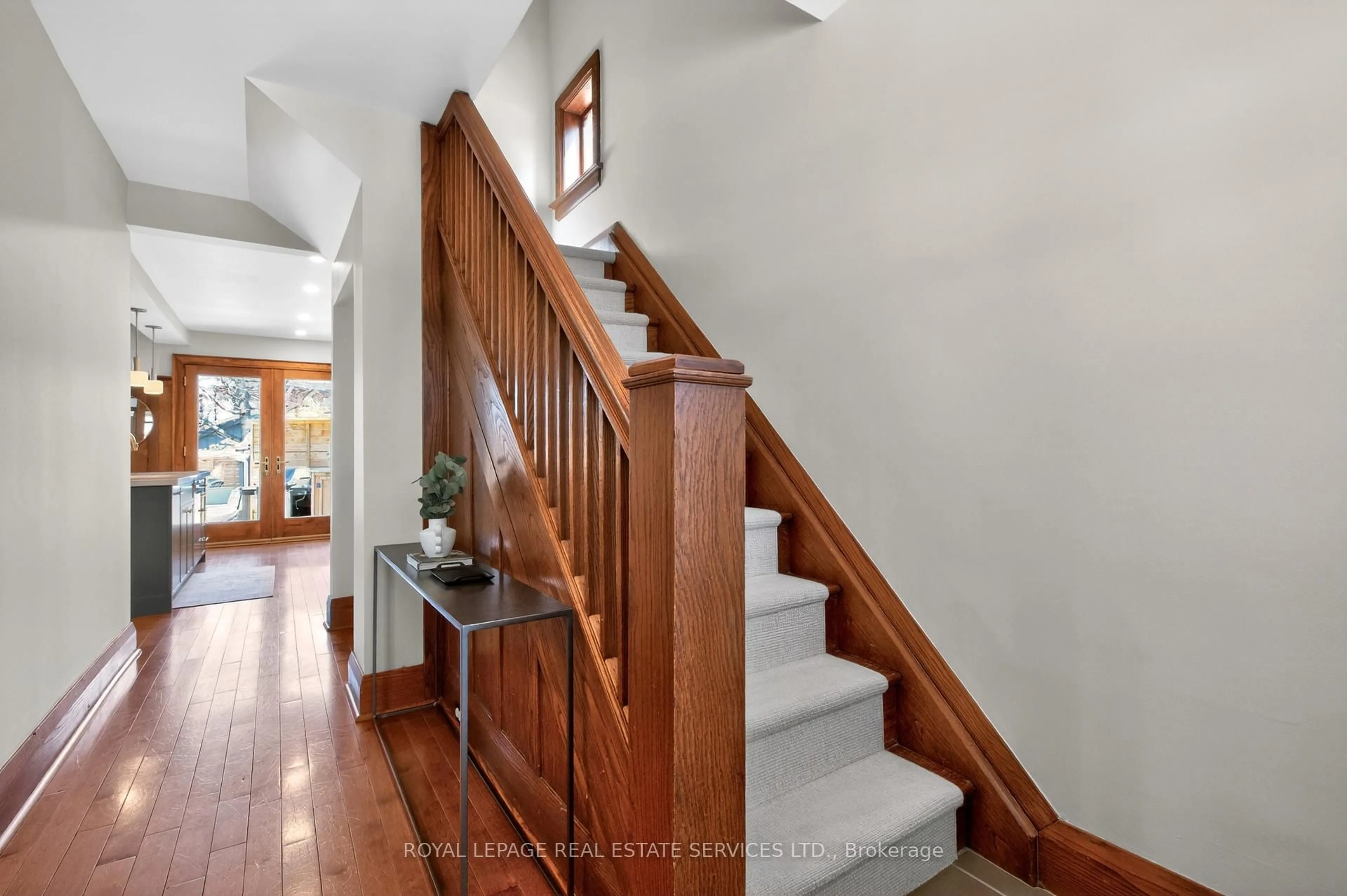 Unknown for 139 Evans Ave, Toronto Ontario M6S 3V9