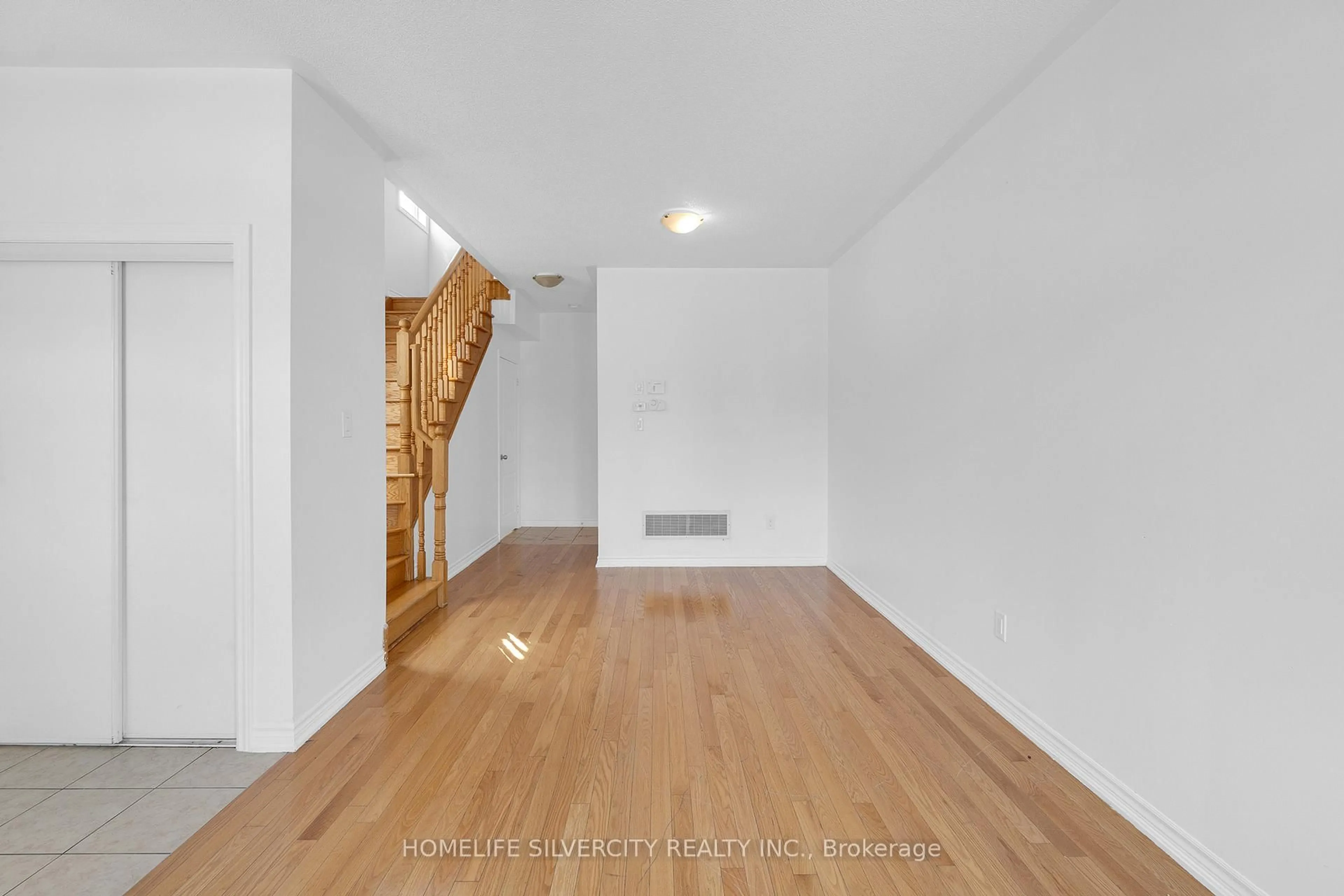 Unknown for 93 Education Rd, Brampton Ontario L6P 3W3