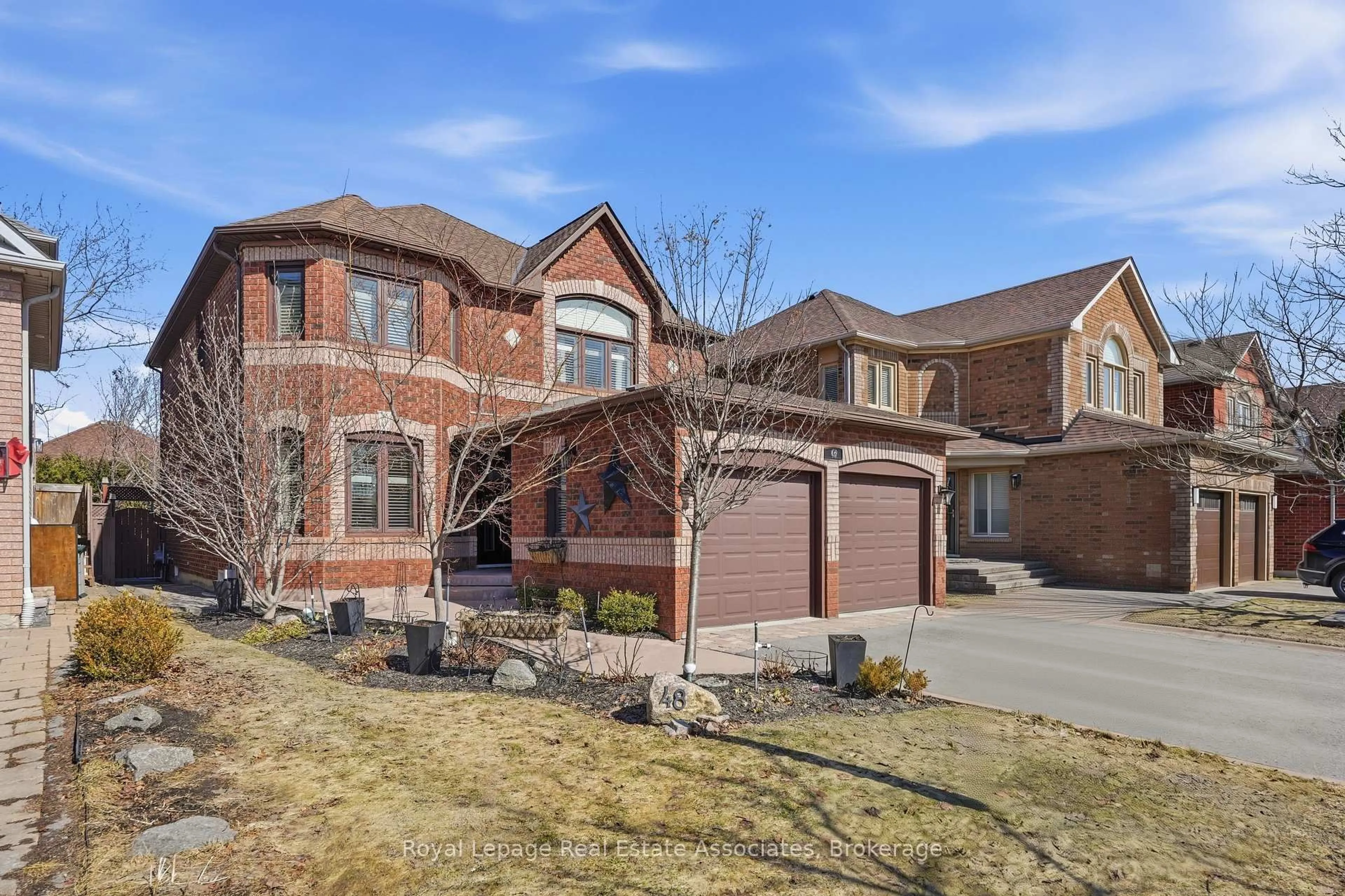 Home with brick exterior material, street for 48 Chester Cres, Halton Hills Ontario L7G 5W5