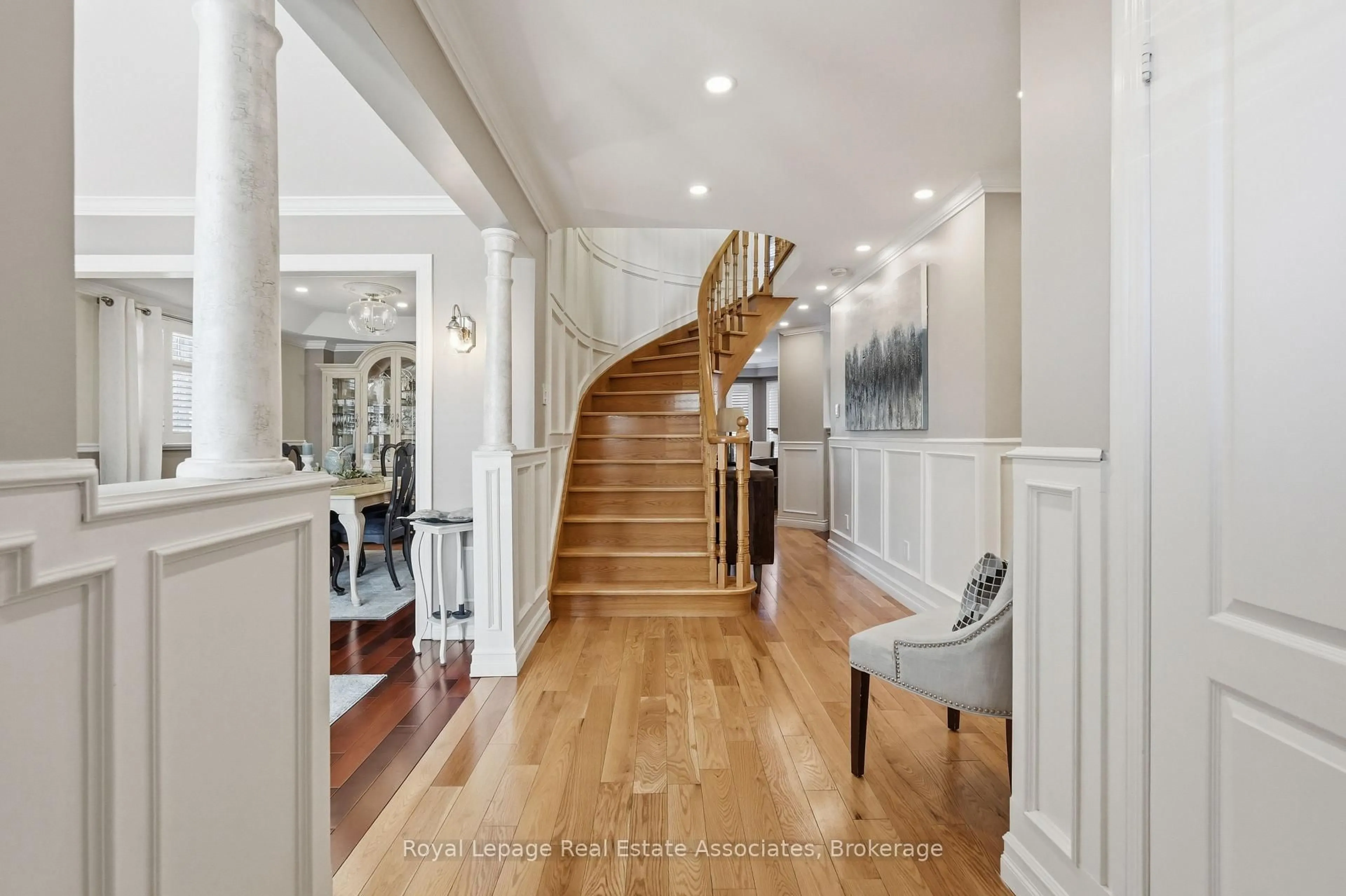 Unknown for 48 Chester Cres, Halton Hills Ontario L7G 5W5