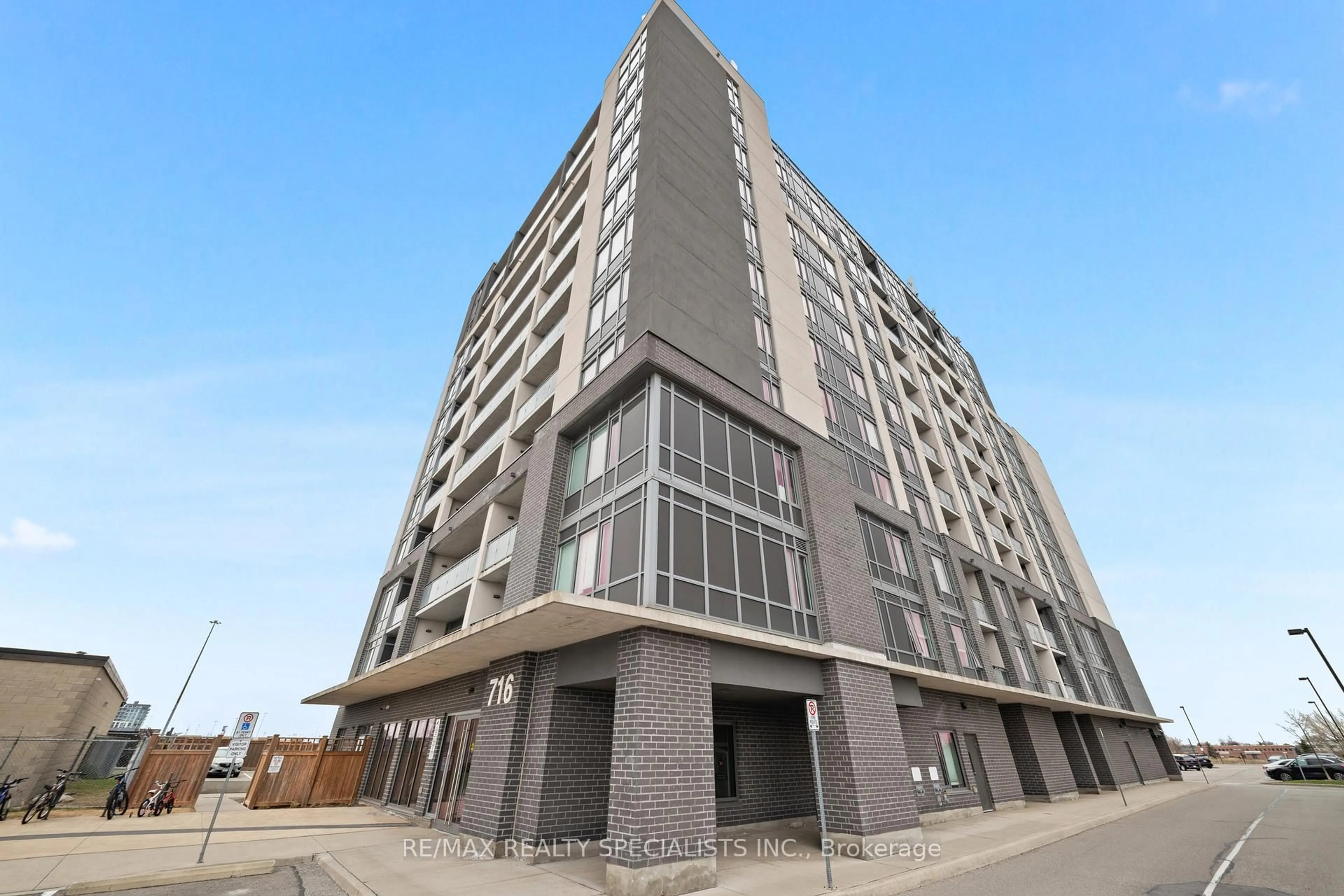 Unknown for 716 Main St #407, Milton Ontario L9T 3P6