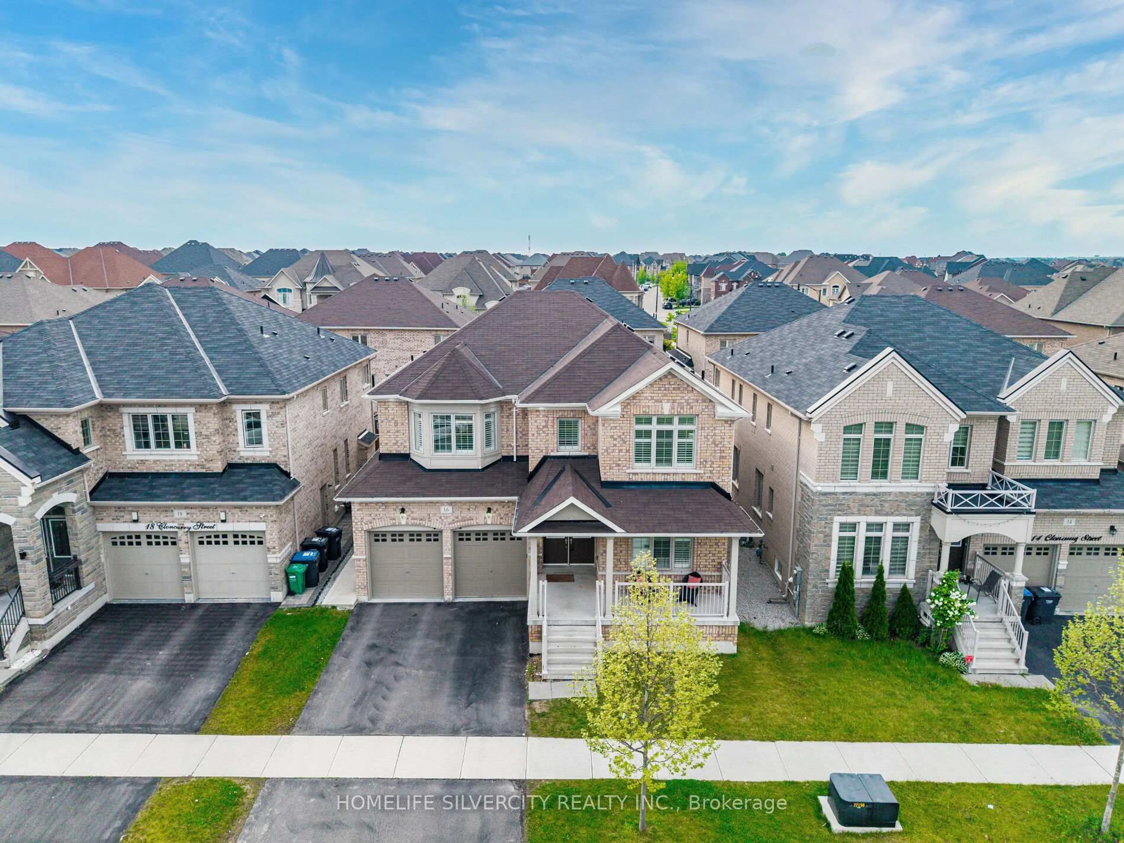 A pic from outside/outdoor area/front of a property/back of a property/a pic from drone, street for 16 Cloncurry St, Brampton Ontario L6P 4G3