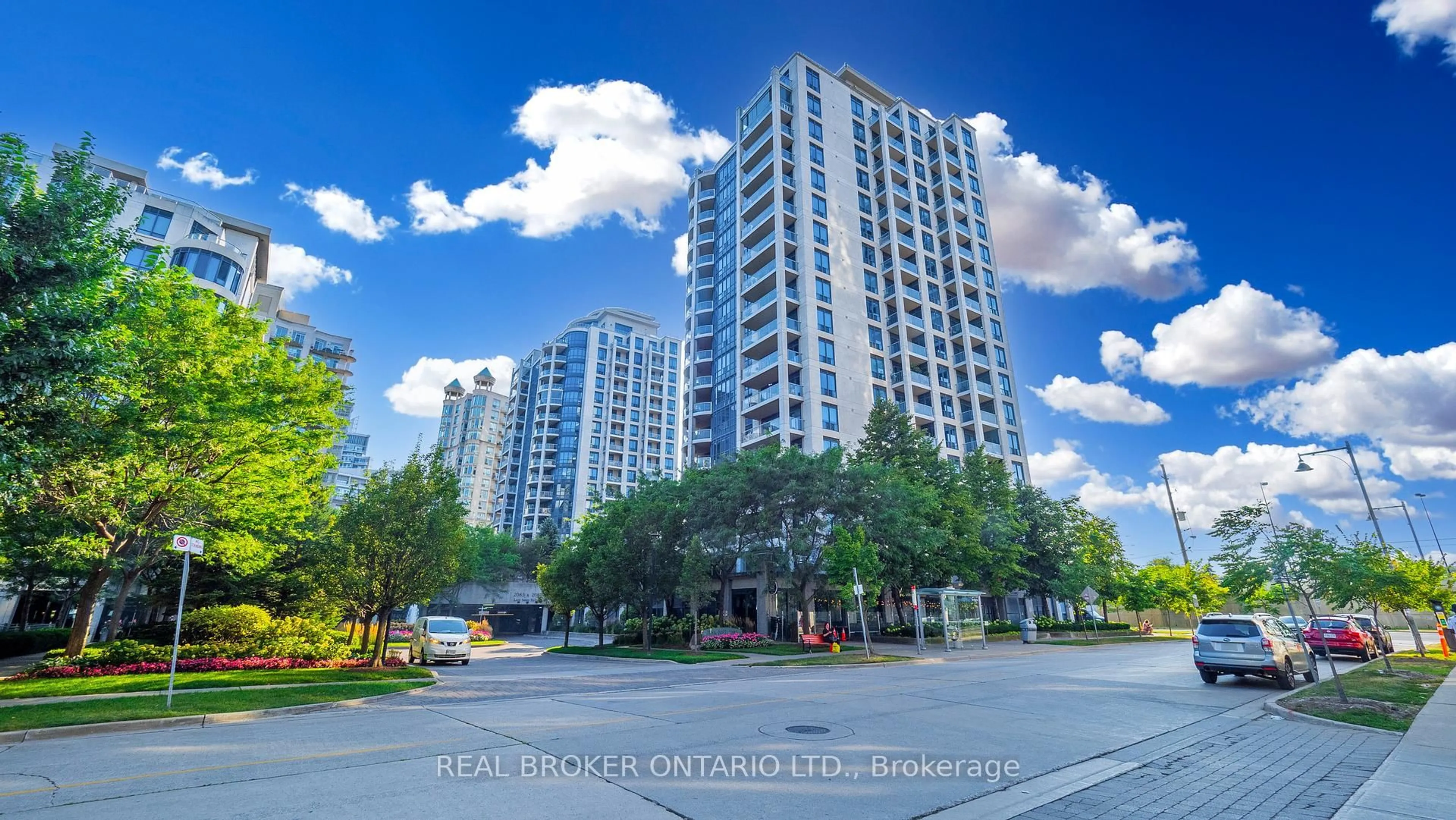 A pic from outside/outdoor area/front of a property/back of a property/a pic from drone, city buildings view from balcony for 2087 Lake Shore Blvd #PH7, Toronto Ontario M8V 4G3