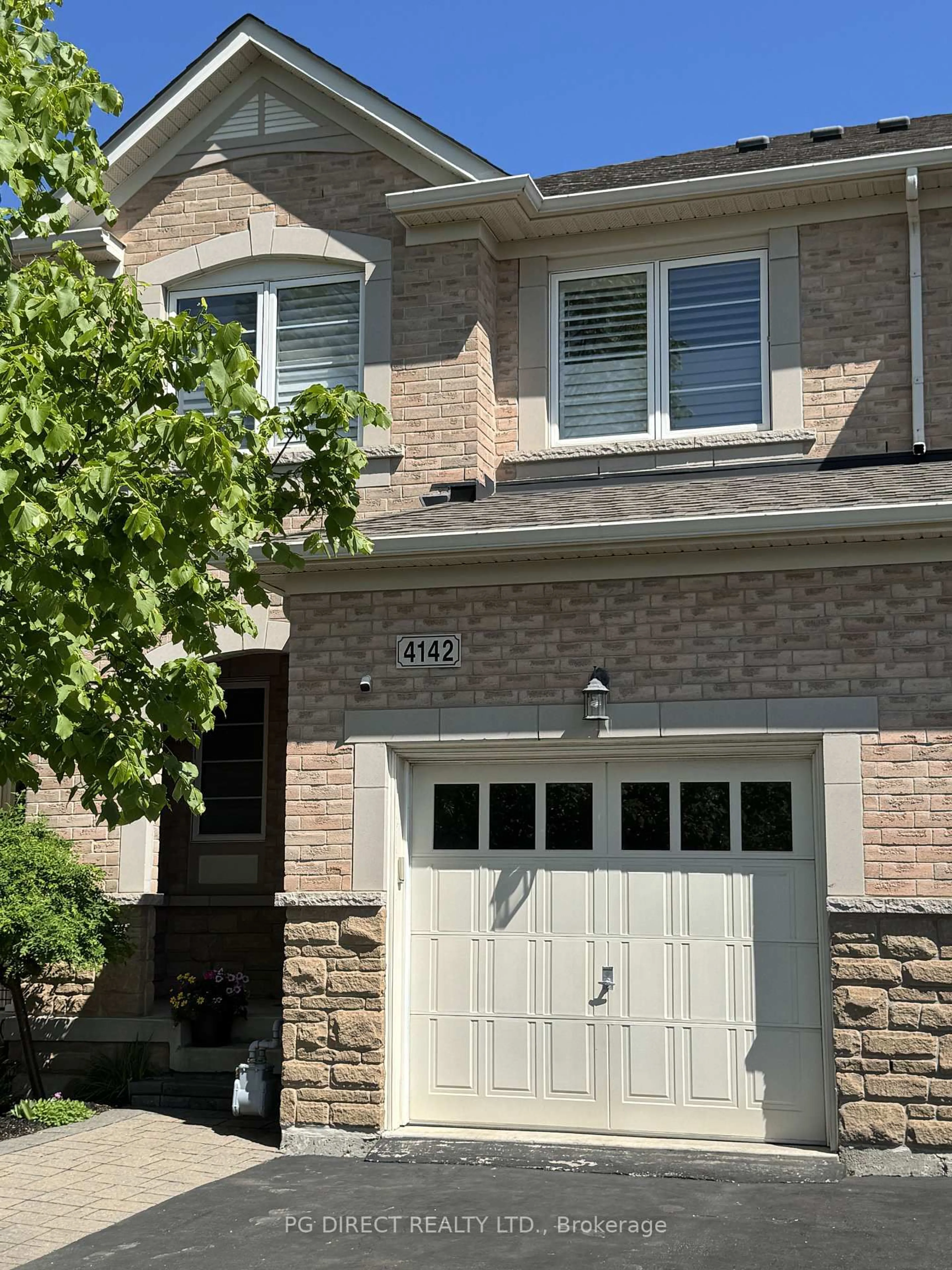 Home with brick exterior material, street for 4142 Judson Common, Burlington Ontario L7M 0G4