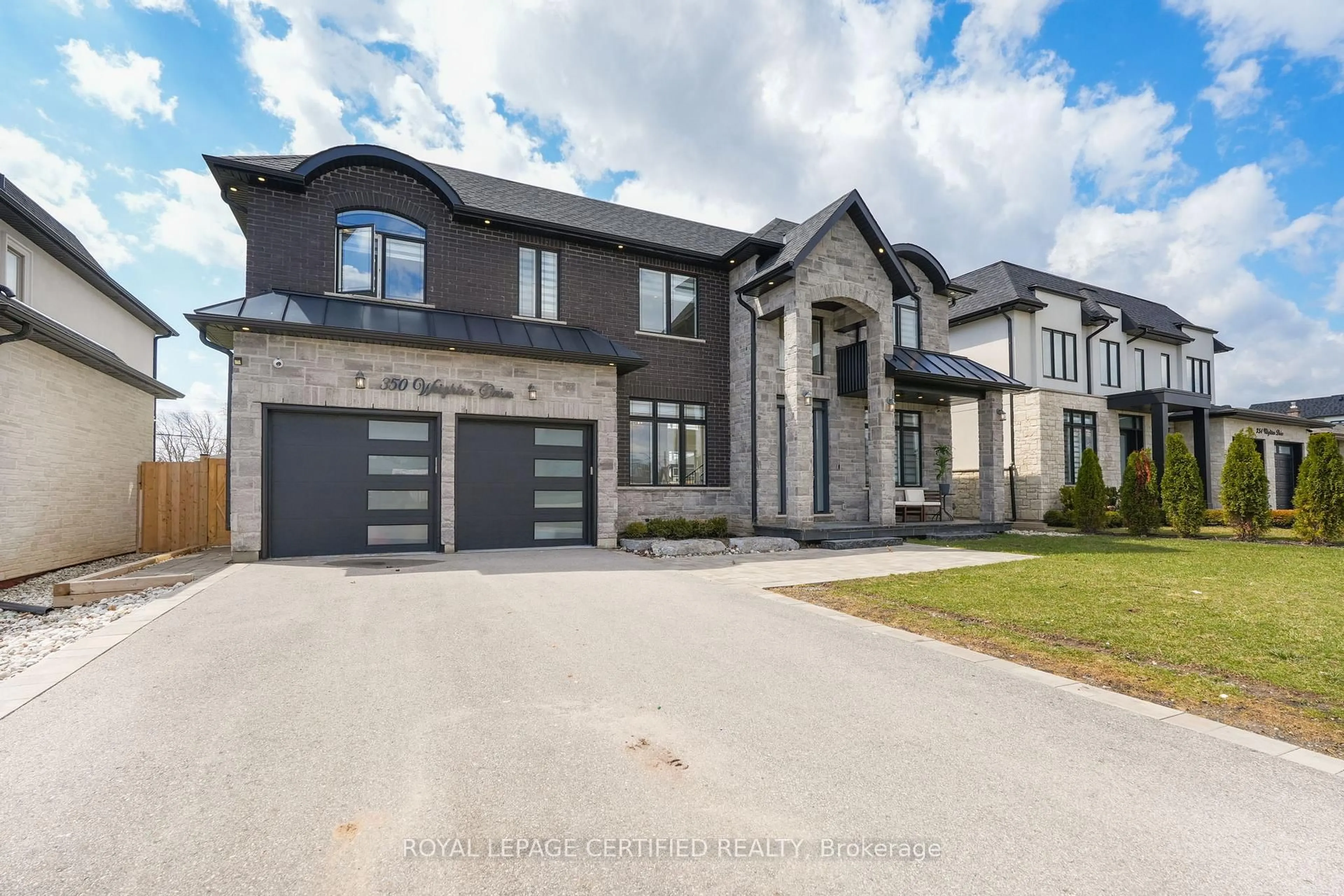 Home with brick exterior material, street for 350 Weighton Dr, Oakville Ontario L6K 2R4