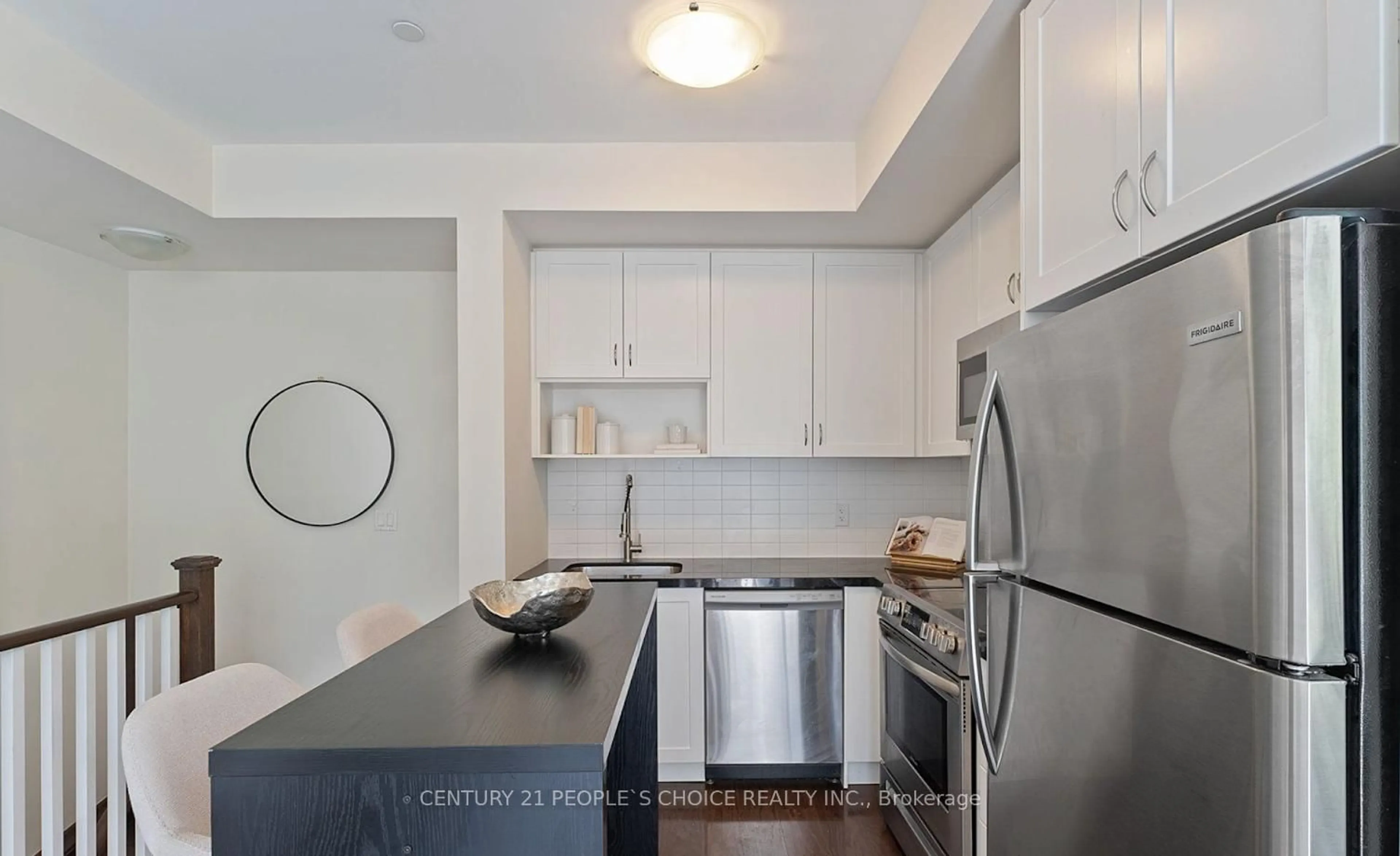 Standard kitchen, unknown for 1100 Briar Hill Ave #312, Toronto Ontario M6B 1M7