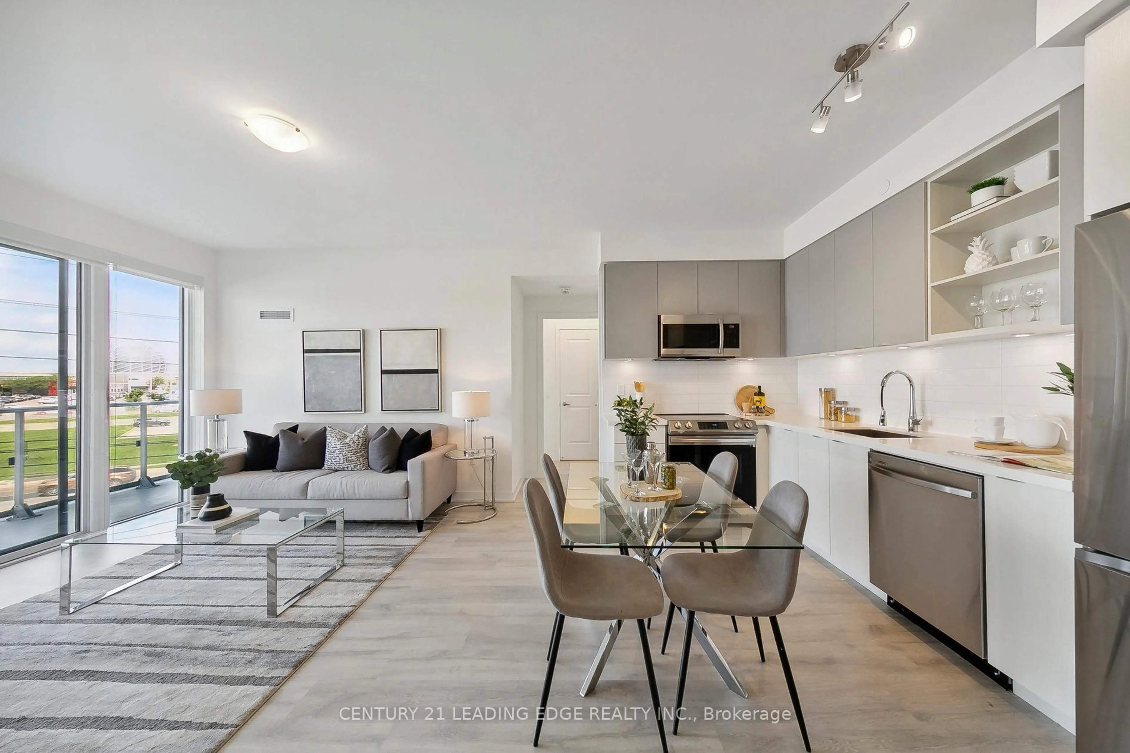 Open concept kitchen, unknown for 4655 Metcalfe Ave #302, Mississauga Ontario L5M 0Z7