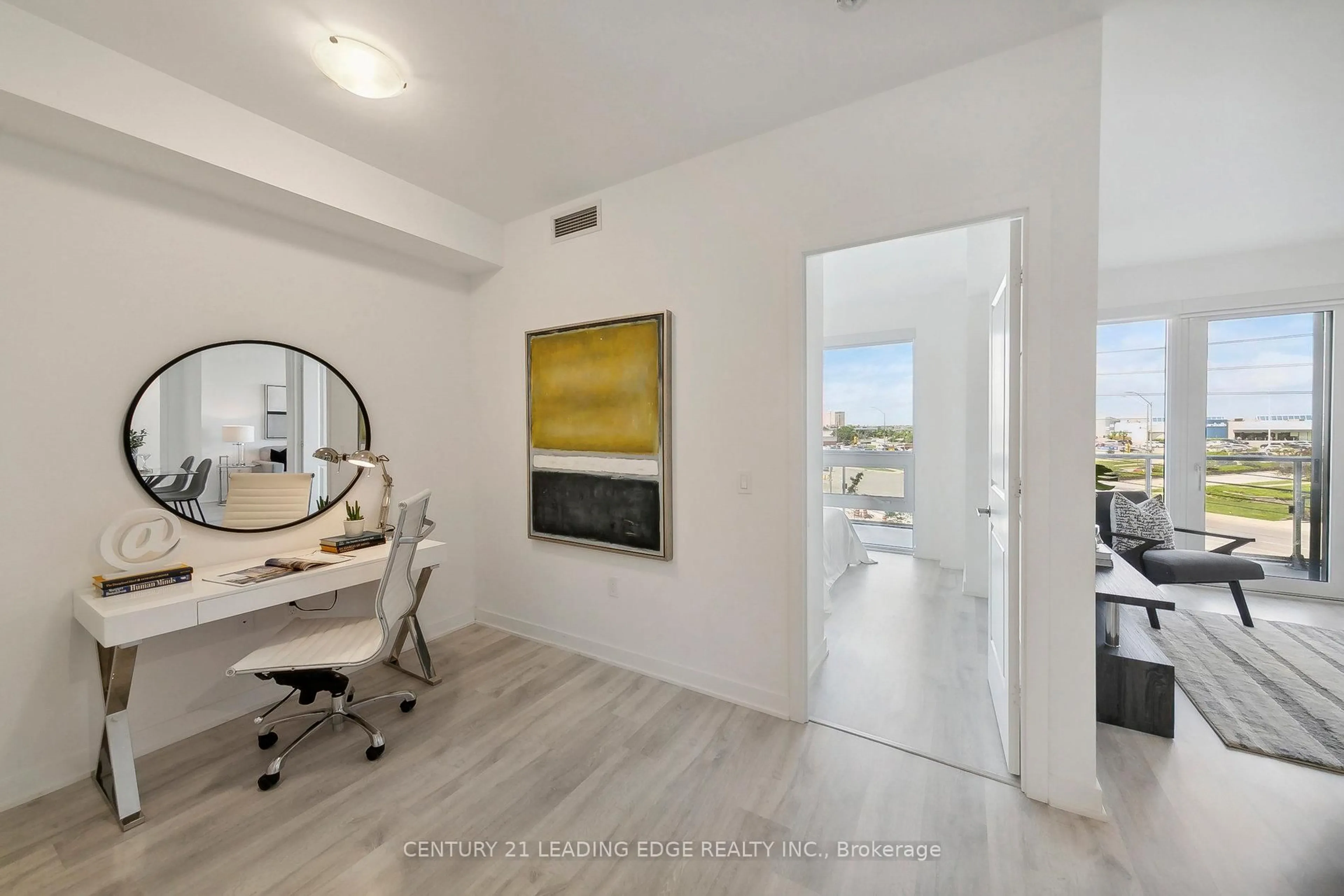 A pic of a room for 4655 Metcalfe Ave #302, Mississauga Ontario L5M 0Z7