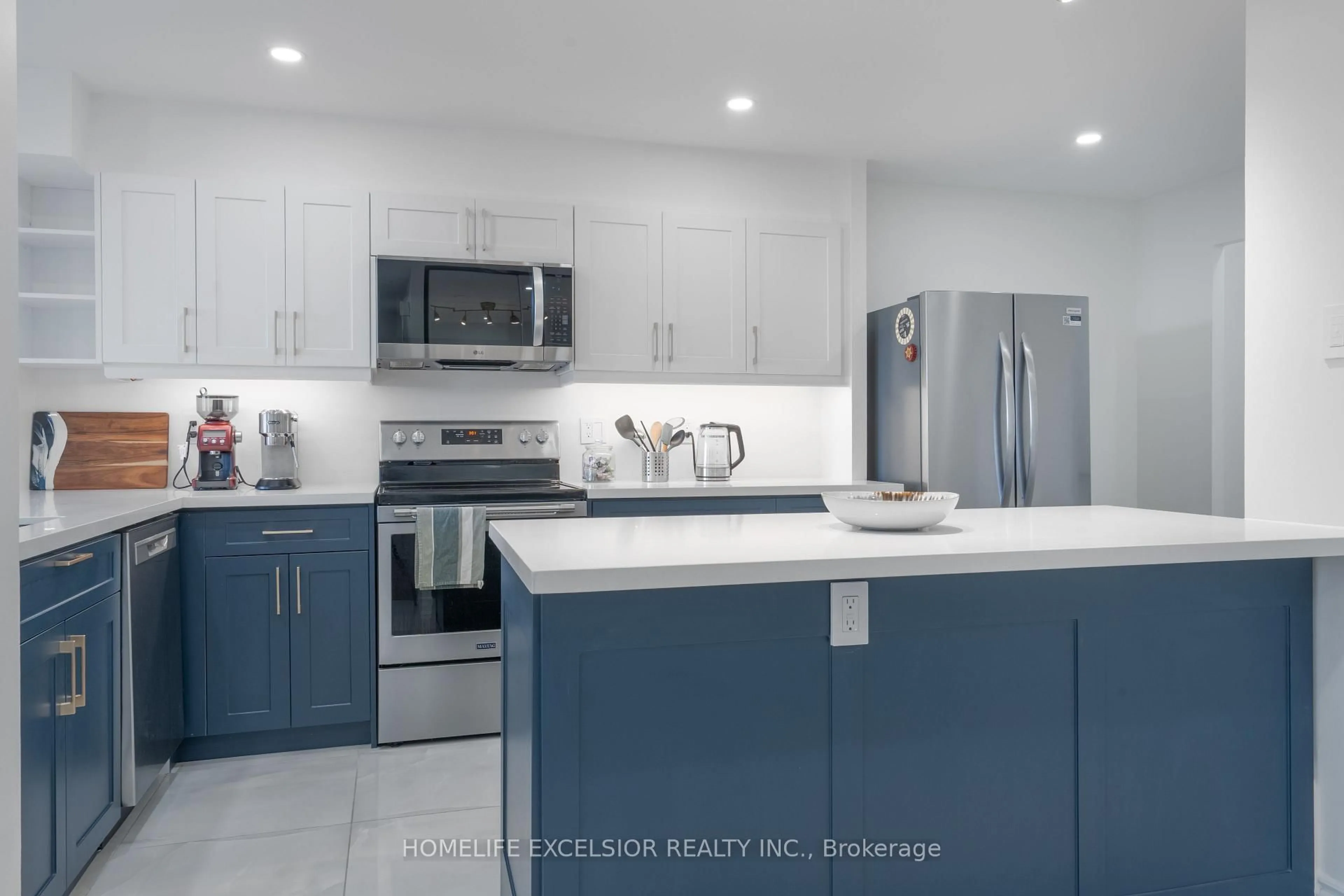 Unknown for 236 Albion Rd #612, Toronto Ontario M9W 6A6