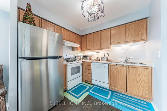 2545 Erin Centre Blvd #303, Mississauga 3
