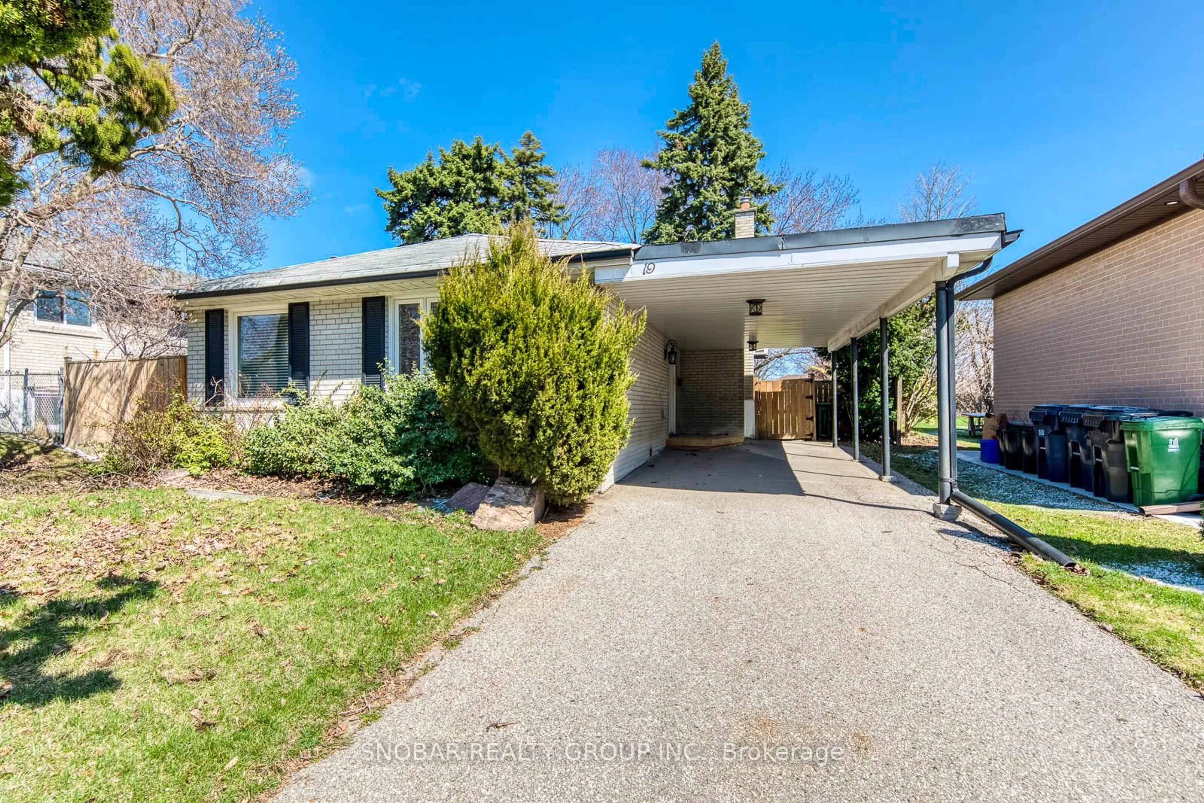 Unknown for 19 Vanderbrent Cres, Toronto Ontario M9R 3W9