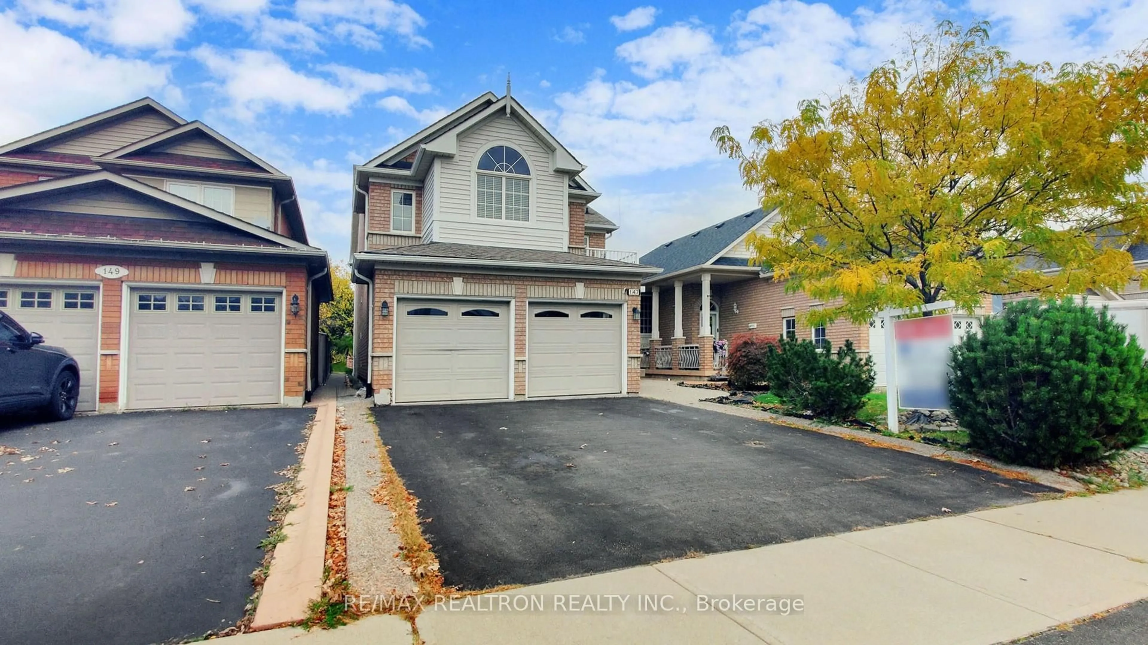 Home with brick exterior material, street for 147 Porchlight Rd, Brampton Ontario L6X 4R7