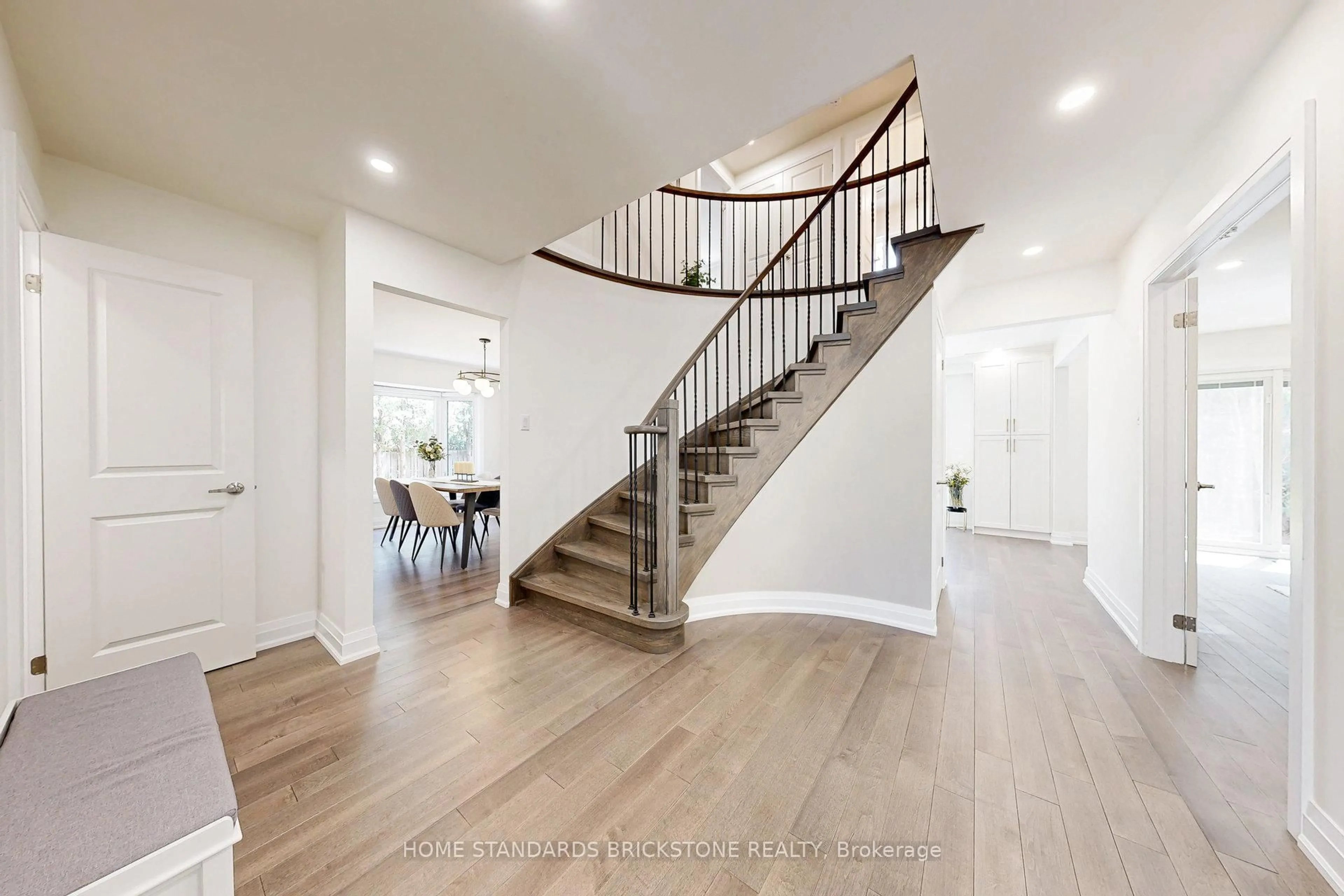 Unknown for 460 Aspen Forest Dr, Oakville Ontario L6J 6H6