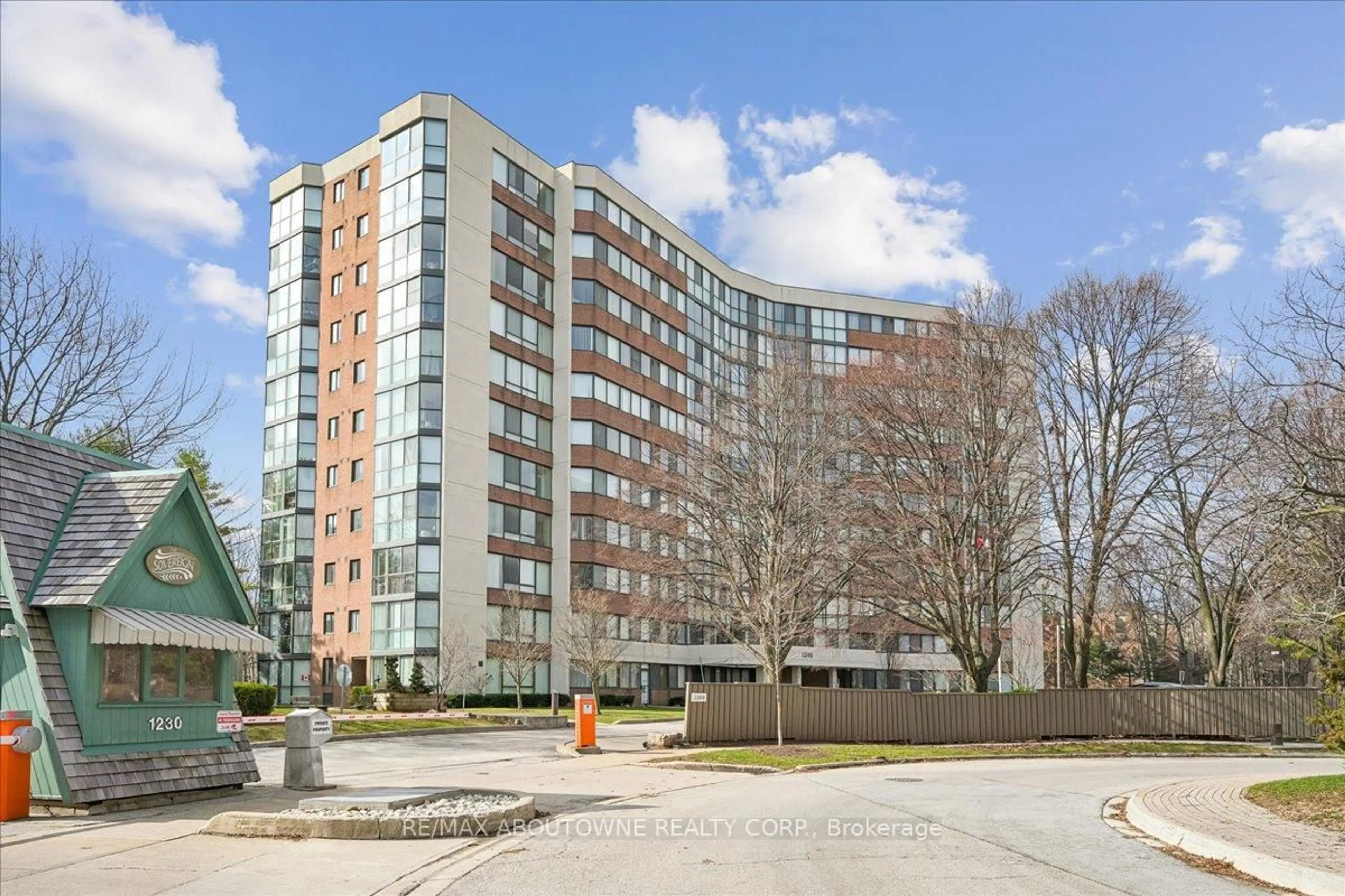 Unknown for 1240 Marlborough Crt #605, Oakville Ontario L6H 3K7