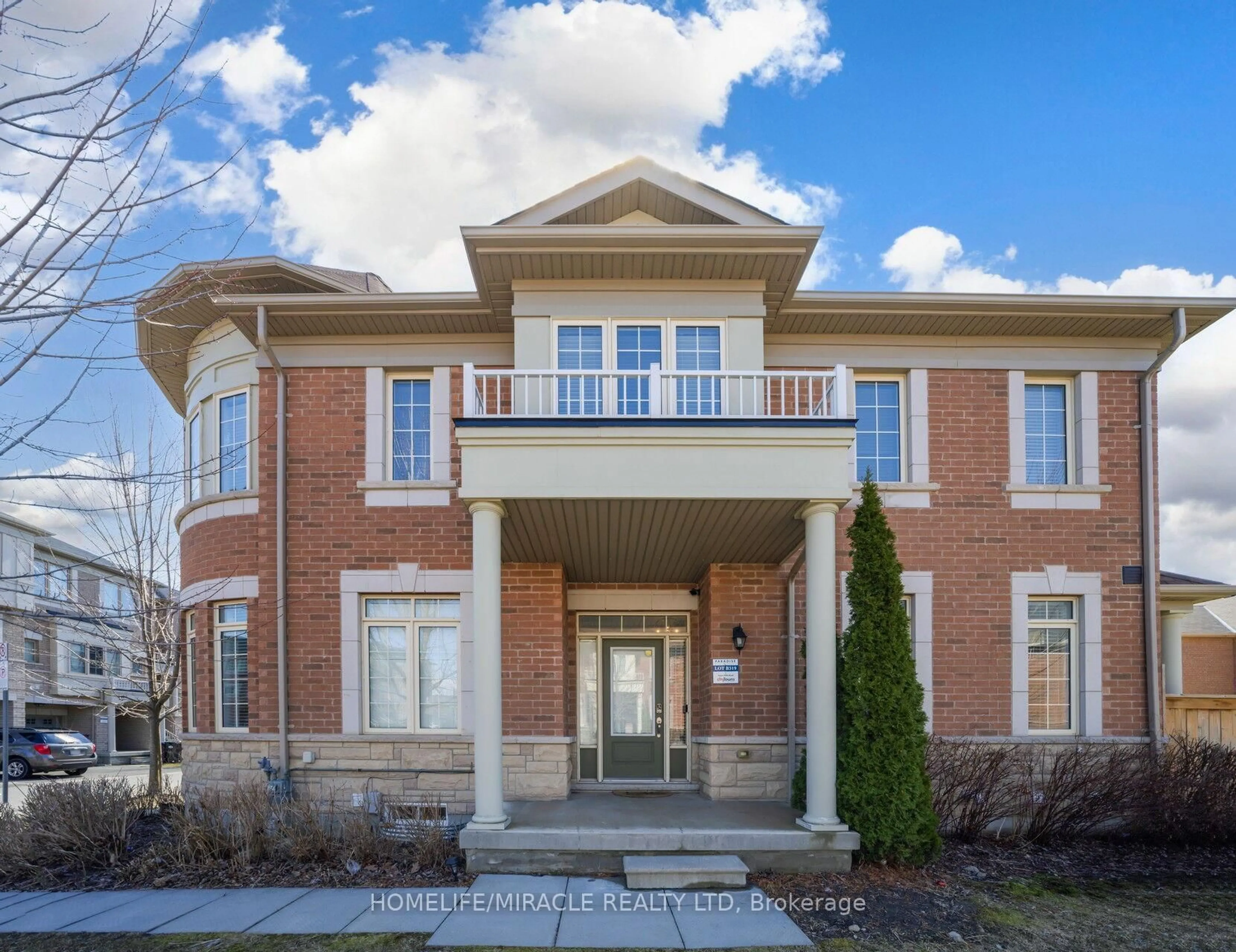 Home with brick exterior material, building for 2 Aspen Hills Rd, Brampton Ontario L6Y 6E3