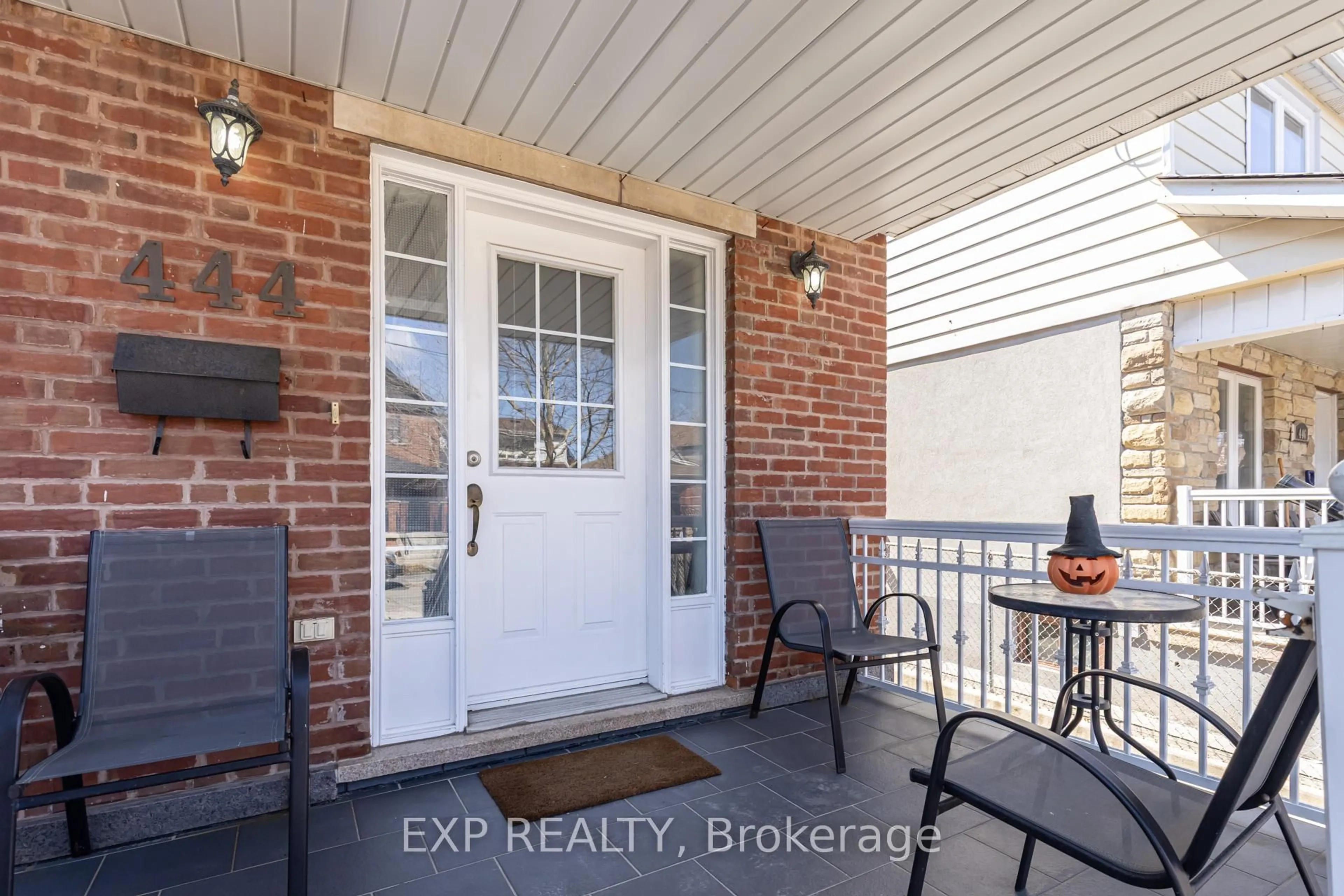 Indoor entryway for 444 Maybank Ave, Toronto Ontario M6N 3S8