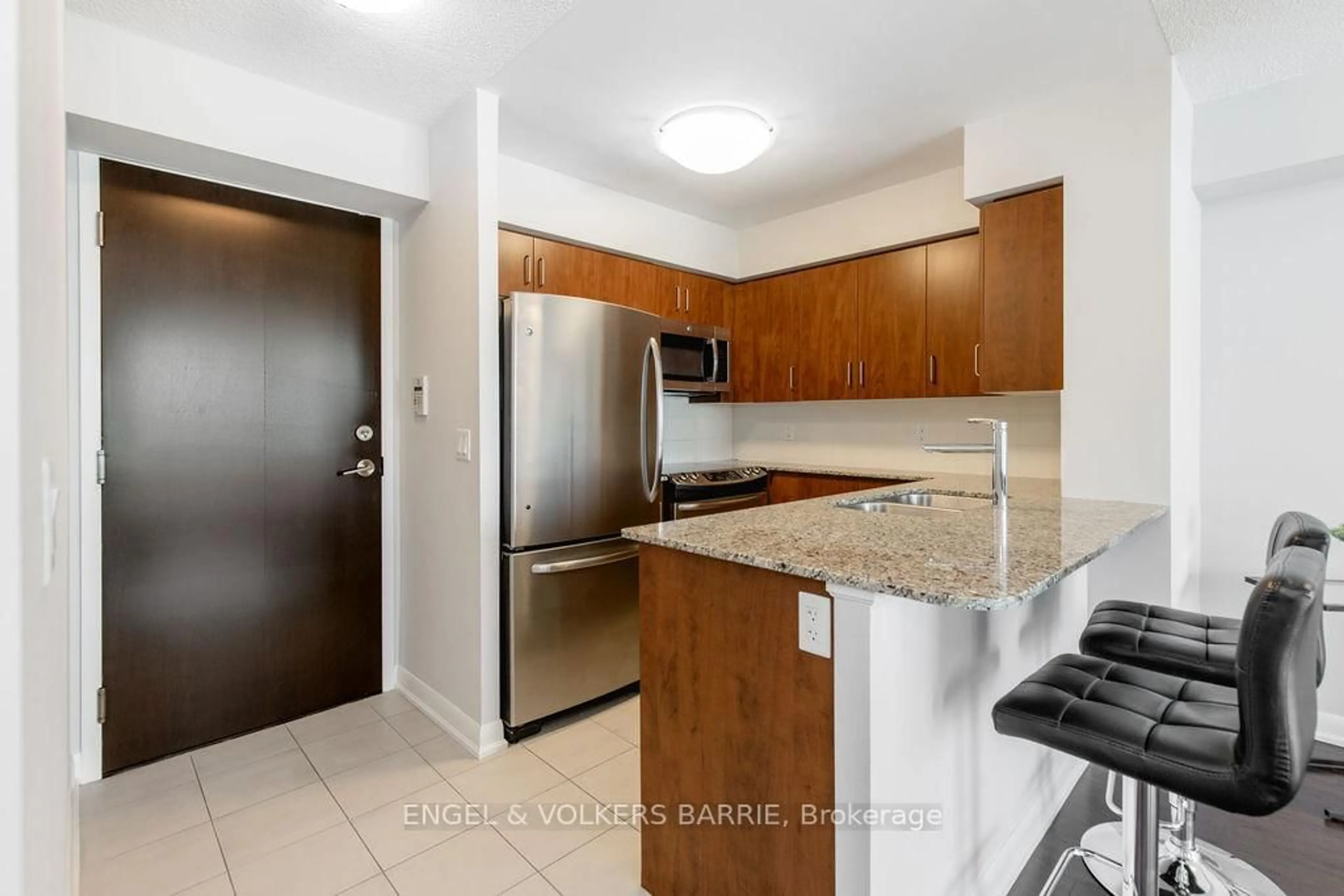 Standard kitchen, unknown for 215 Sherway Gardens Rd #1709, Toronto Ontario M9C 0A4