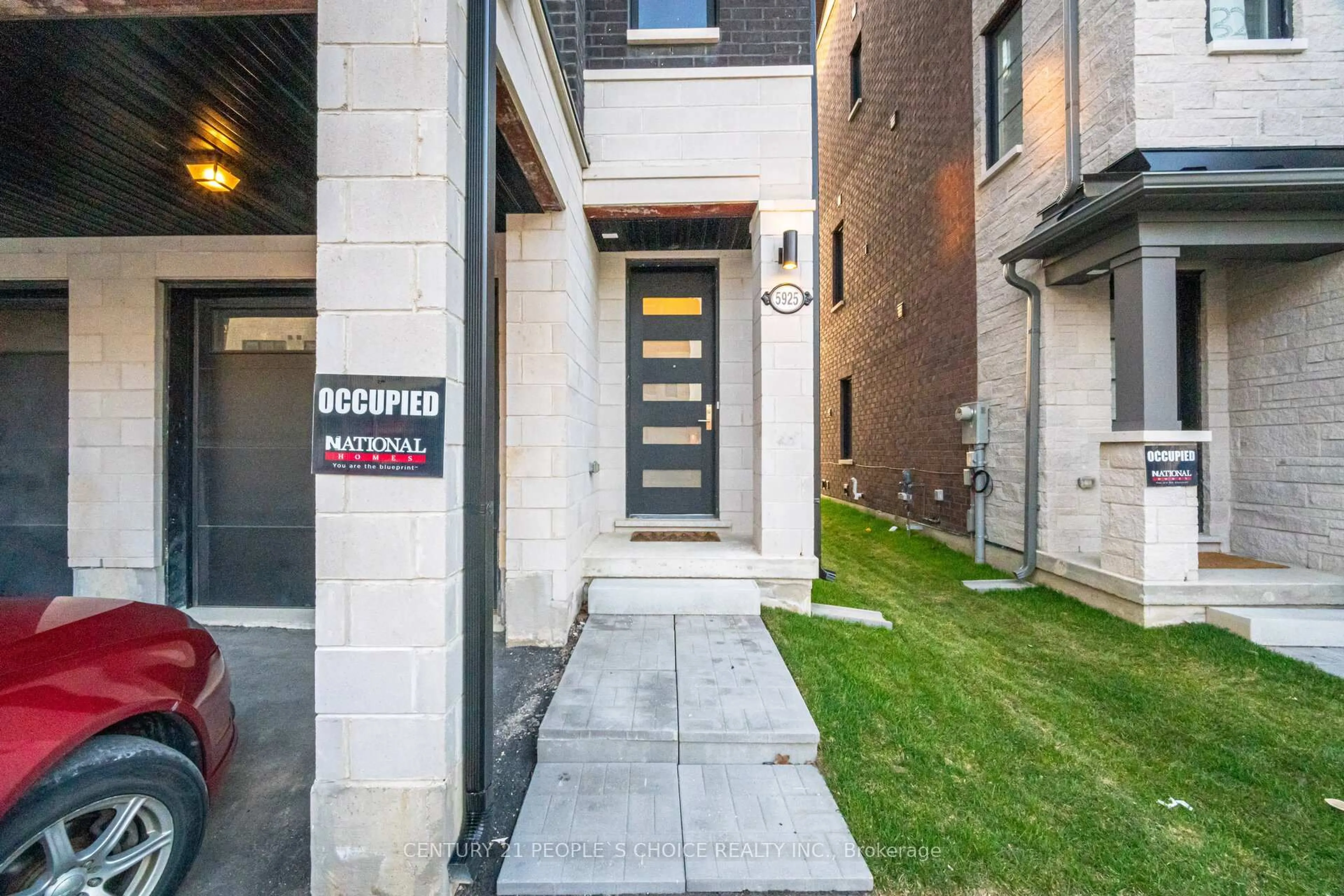 Home with brick exterior material, street for 5925 Saigon St, Mississauga Ontario L5V 2V9