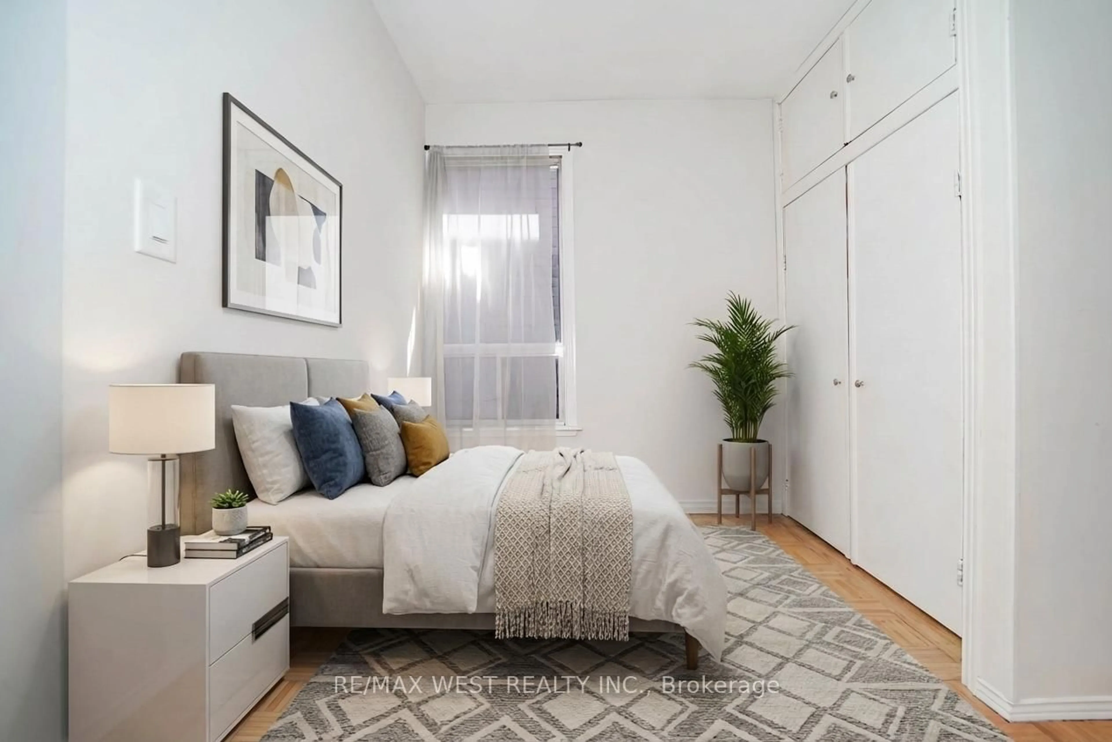 Bedroom with bed, carpet floor for 195 Islington Ave, Toronto Ontario M8V 3B8