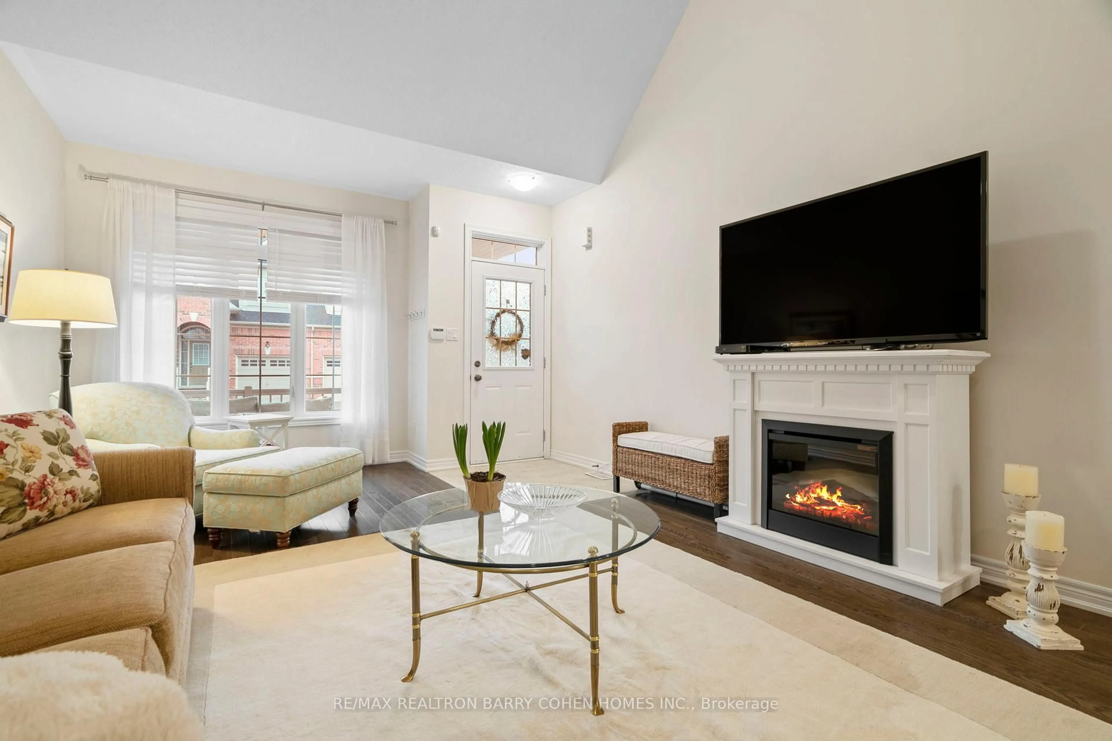 Living room with furniture, ceramic/tile floor for 6 Amarillo Rd #45, Brampton Ontario L6R 4A5