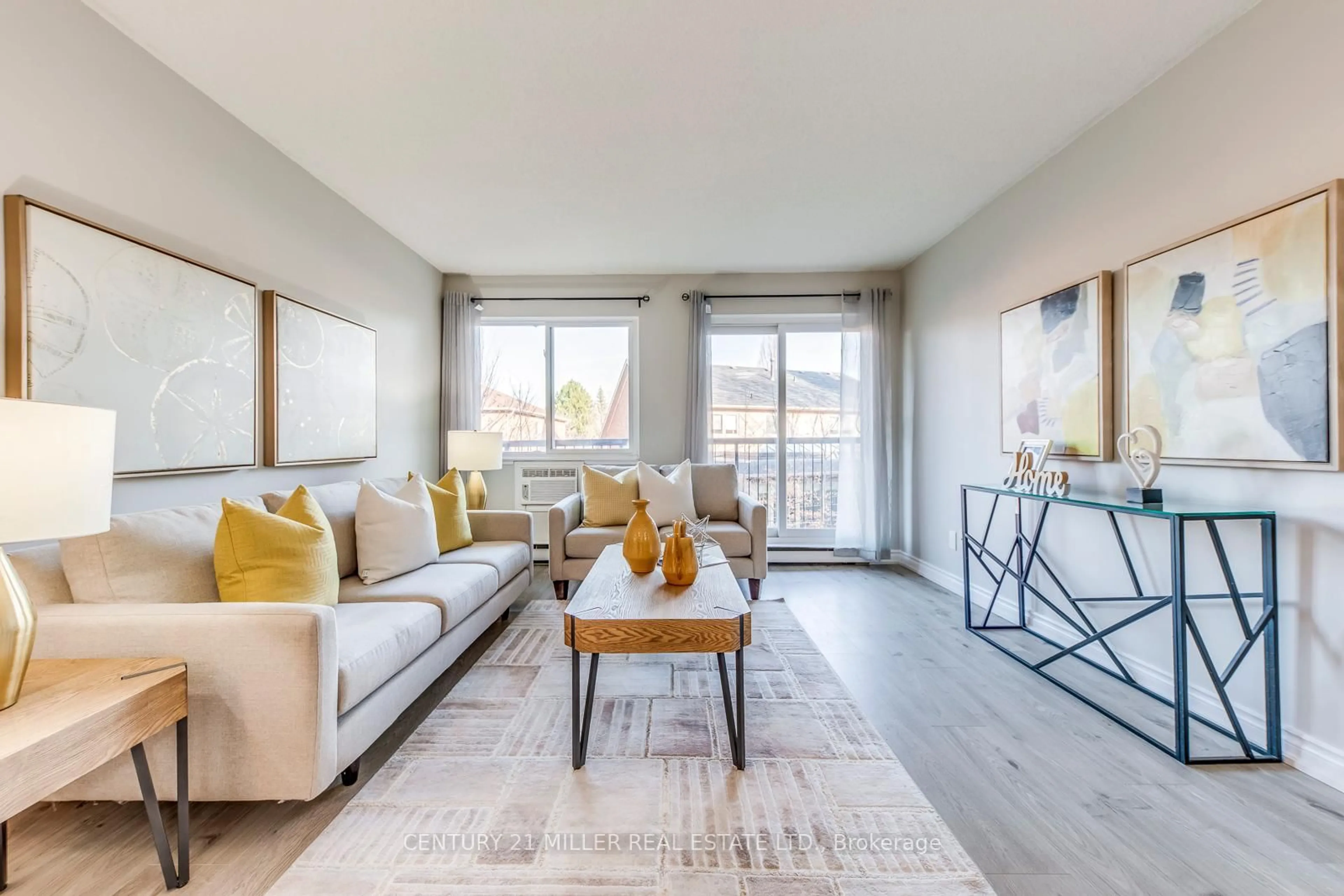 Living room with furniture, unknown for 1450 Glen Abbey Gate #823, Oakville Ontario L6M 2V7