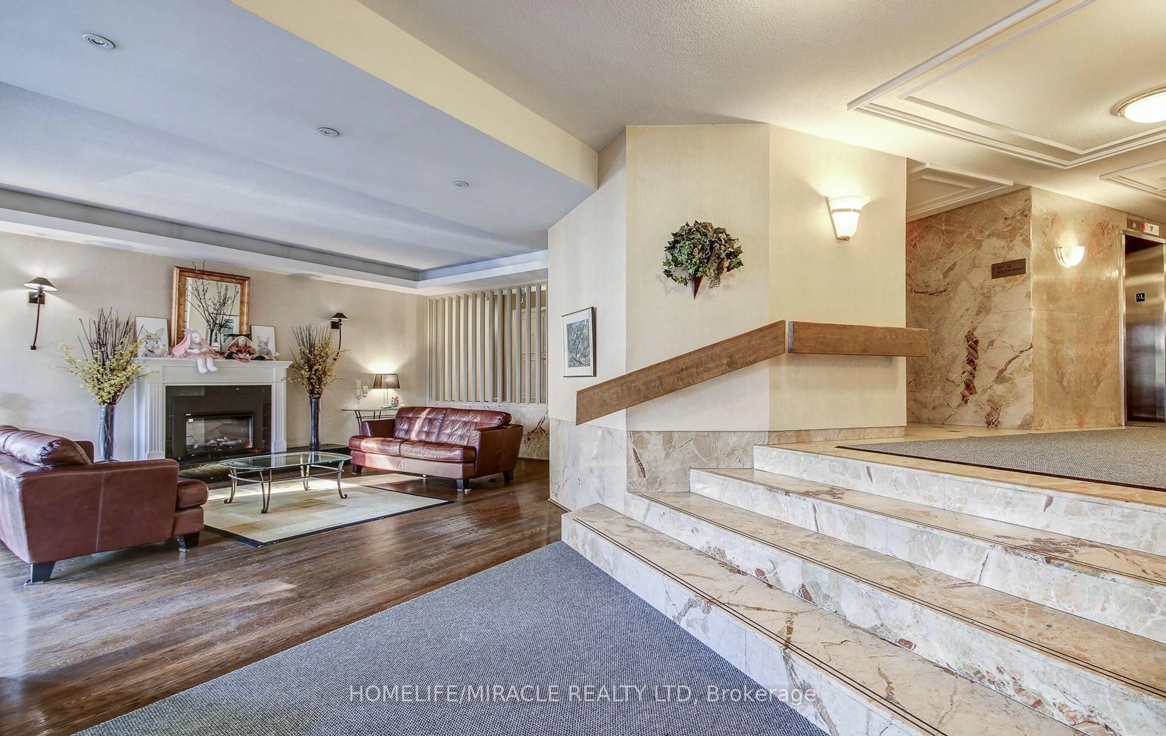 Unknown for 1333 Bloor St #504, Mississauga Ontario L4Y 3T6